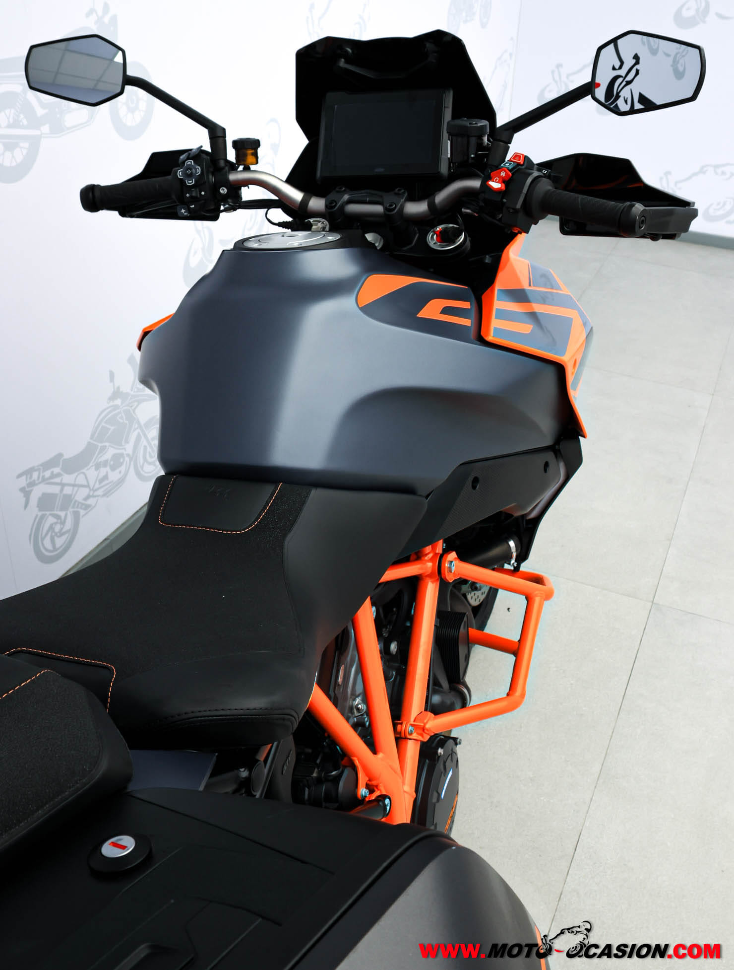 KTM 1290 SUPER DUKE GT (copia)