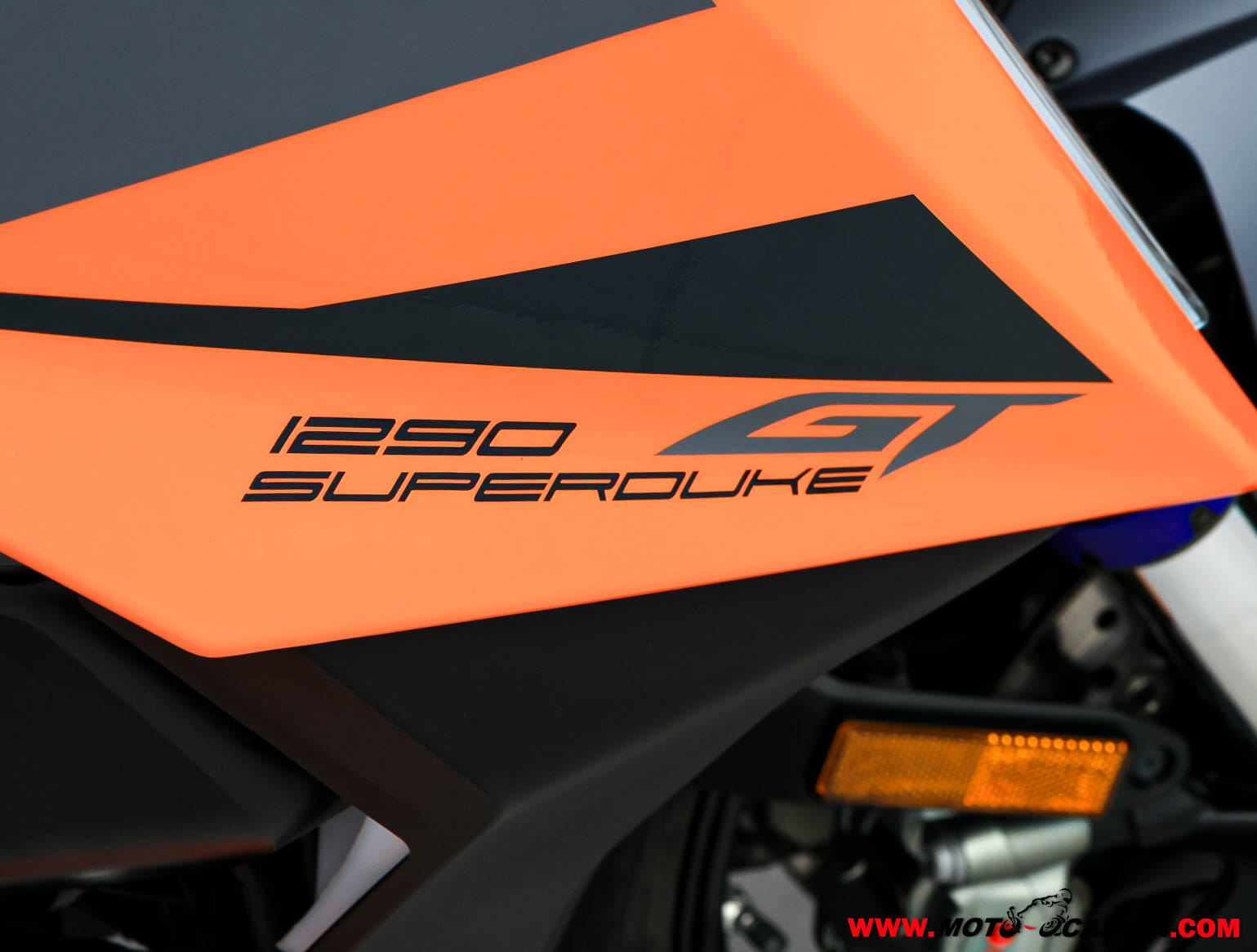 KTM 1290 SUPER DUKE GT (copia)