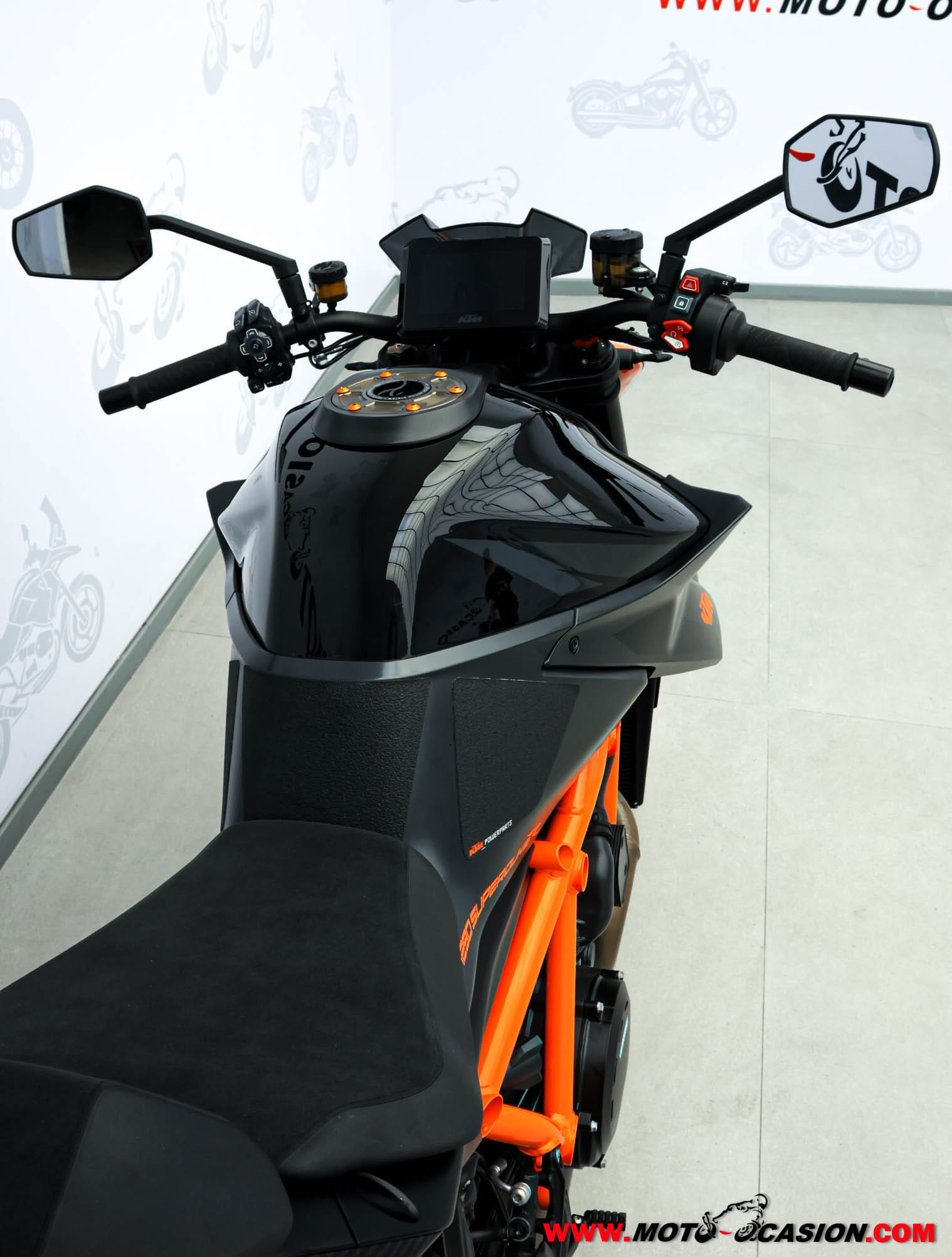 KTM 1290 SUPER DUKE R (copia)