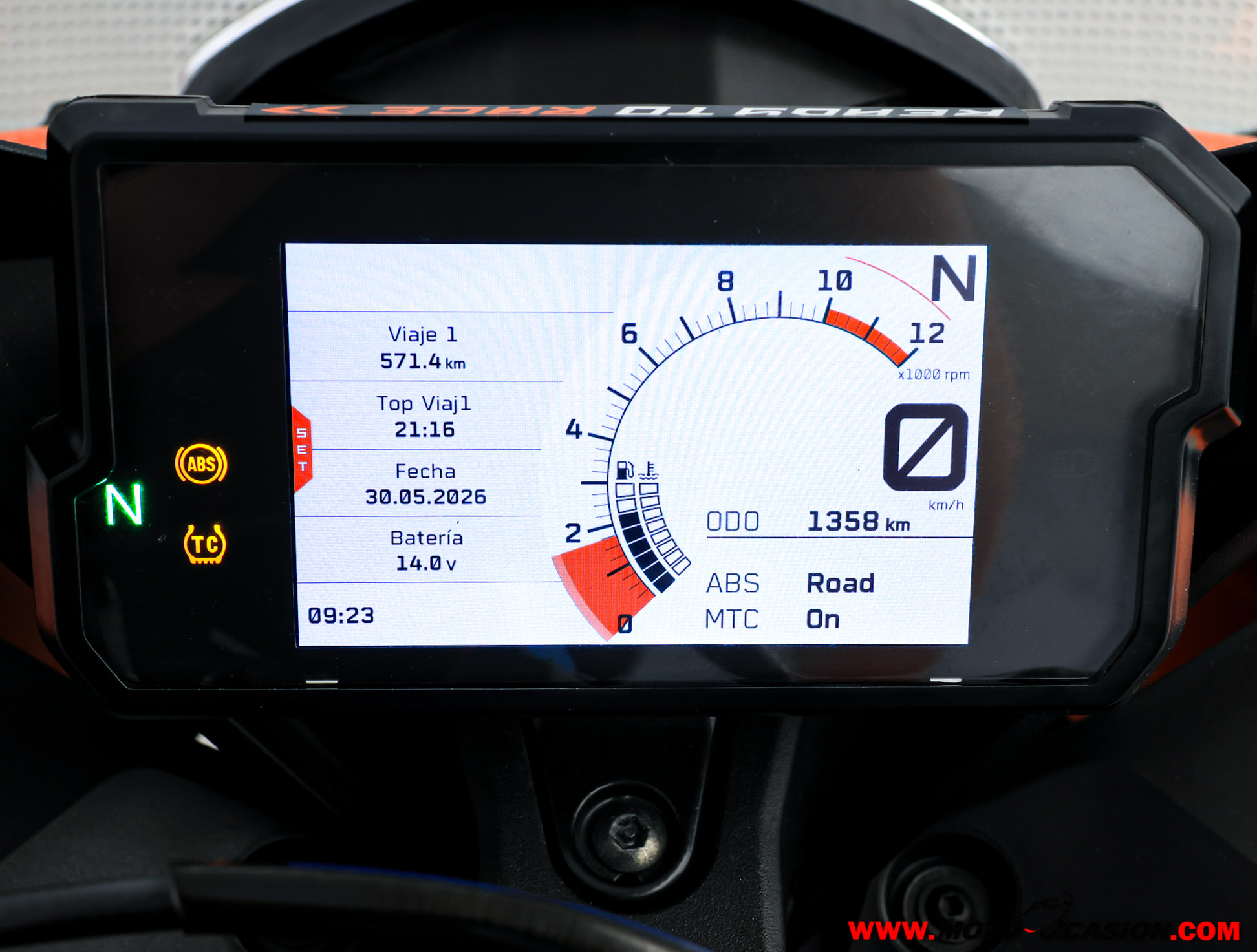 KTM 390 DUKE -APTA A2- (copia)