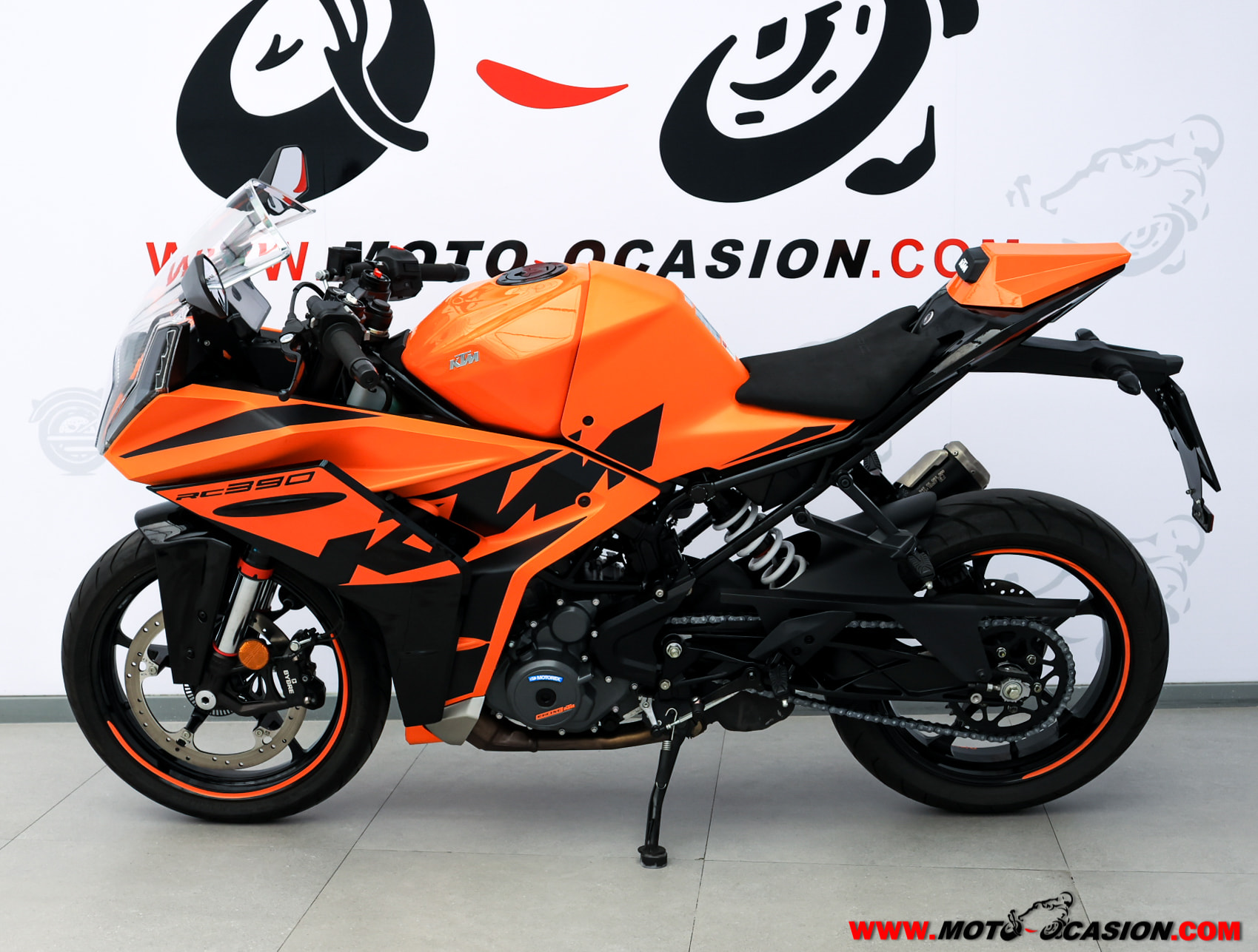 KTM 390 DUKE -APTA A2- (copia)