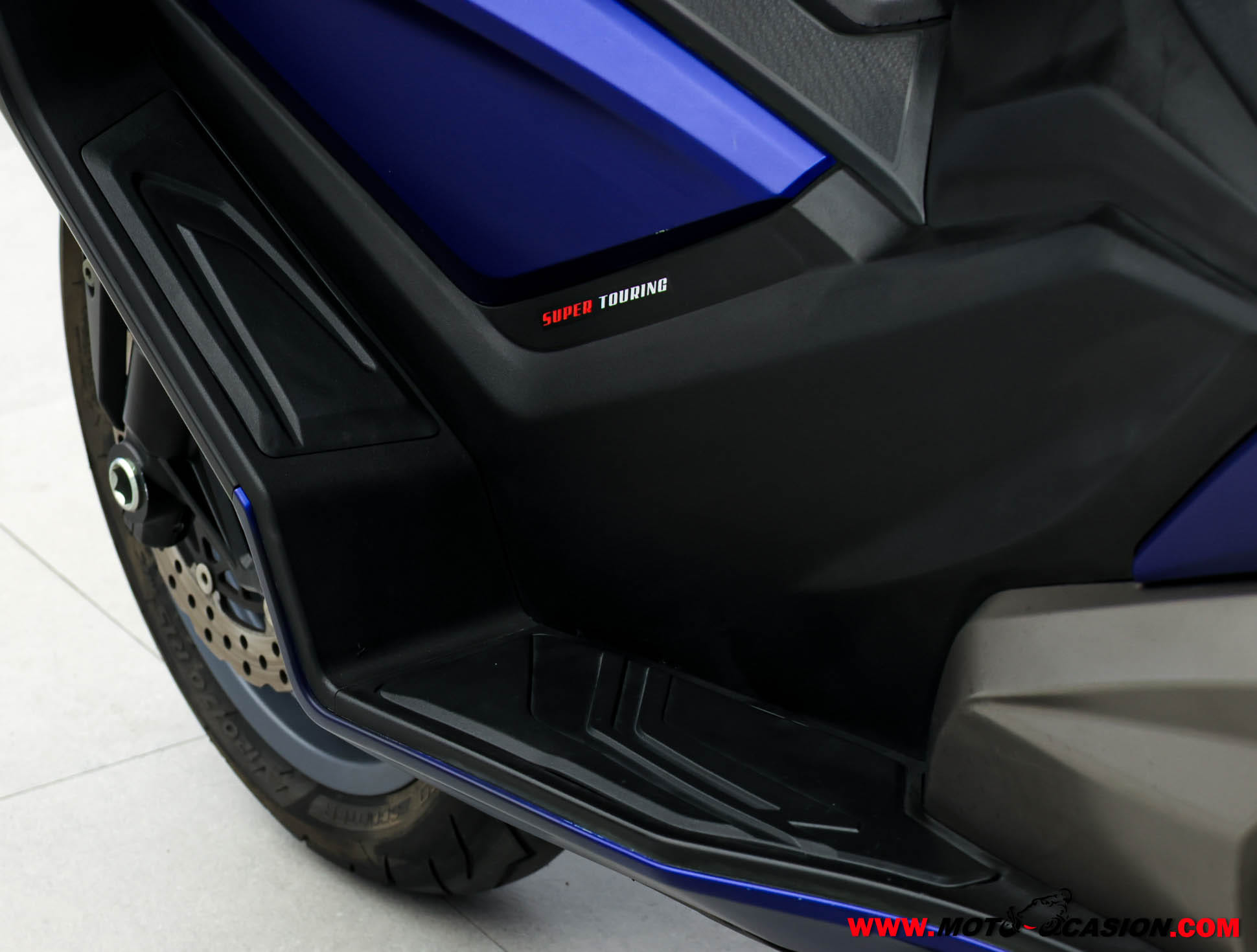 KYMCO AK 550 ¿A2?