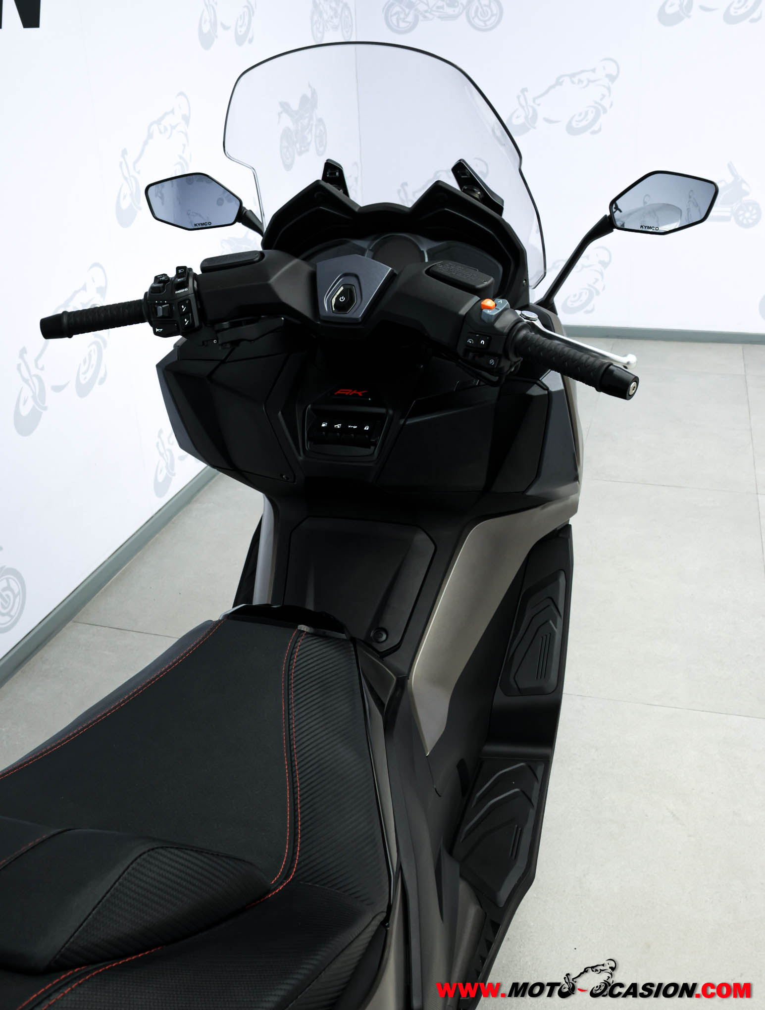 KYMCO AK 550 PREMIUM ¿A2? GARANTÍA OFICIAL (copia)