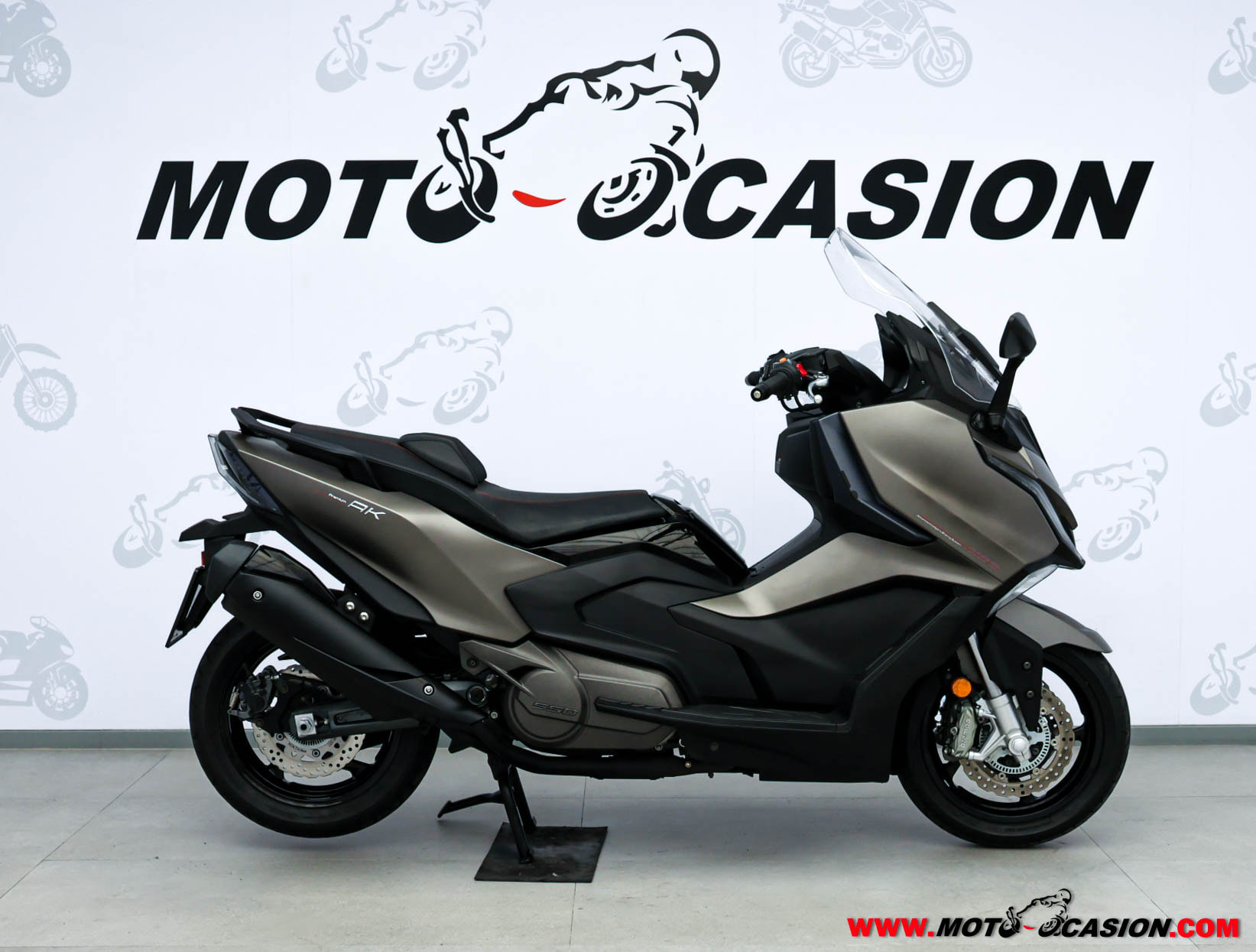 KYMCO AK 550 PREMIUM ¿A2? GARANTÍA OFICIAL (copia)