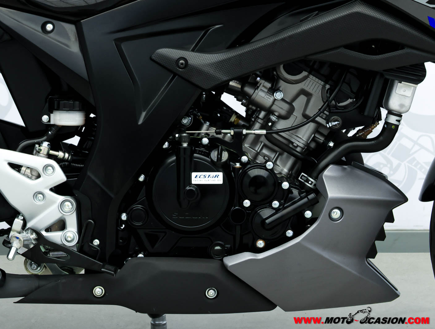 SUZUKI GSX-S 125 -APTA B Y A1- (copia)