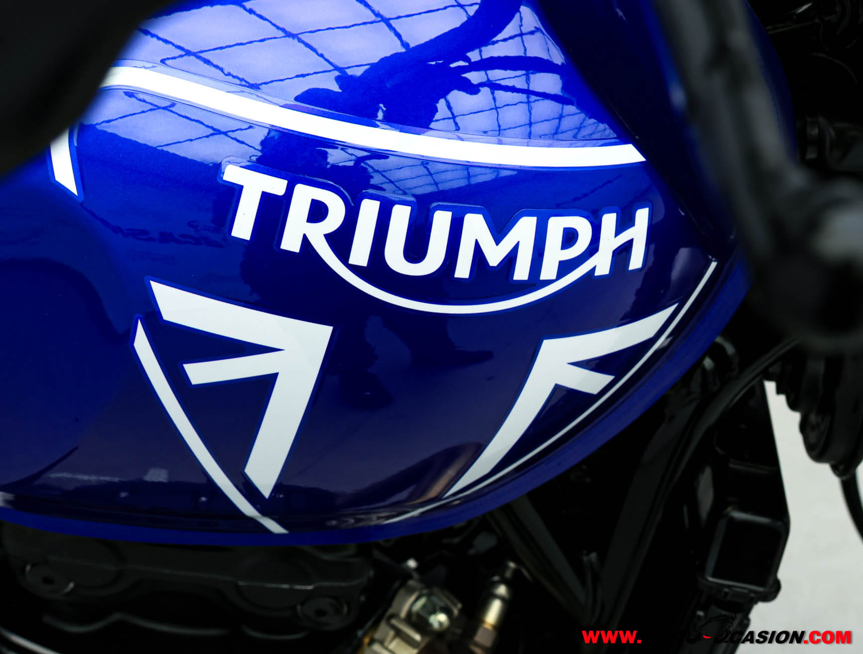 TRIUMPH SPEED 400 -APTA A2- GARANTÍA OFICIAL