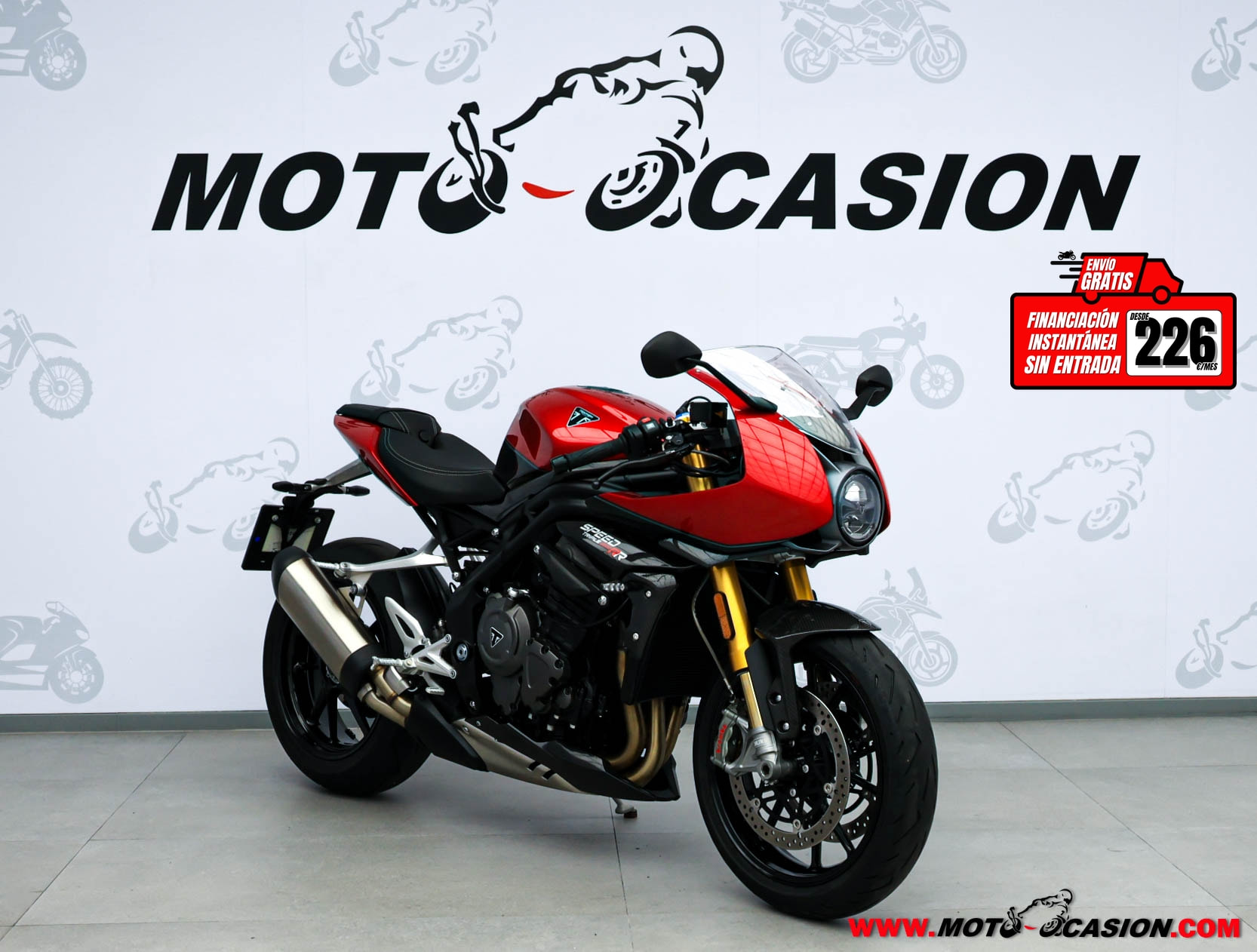 TRIUMPH SPEED TRIPLE 1200 RS (copia)