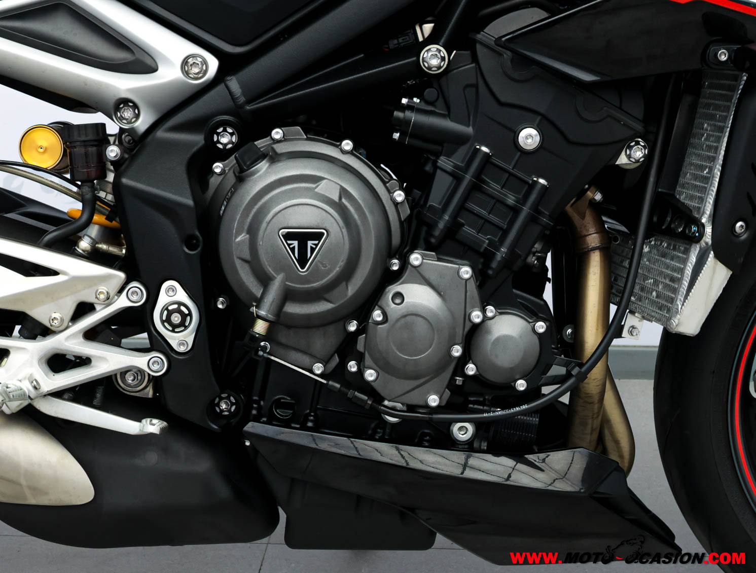 TRIUMPH STREET TRIPLE 675 ¿A2? (copia)