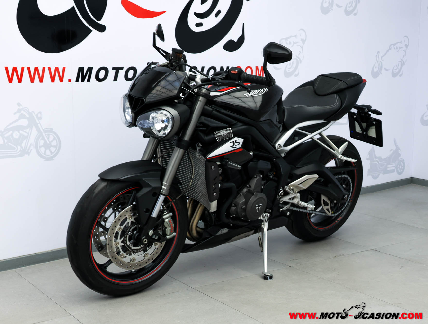 TRIUMPH STREET TRIPLE 675 ¿A2? (copia)