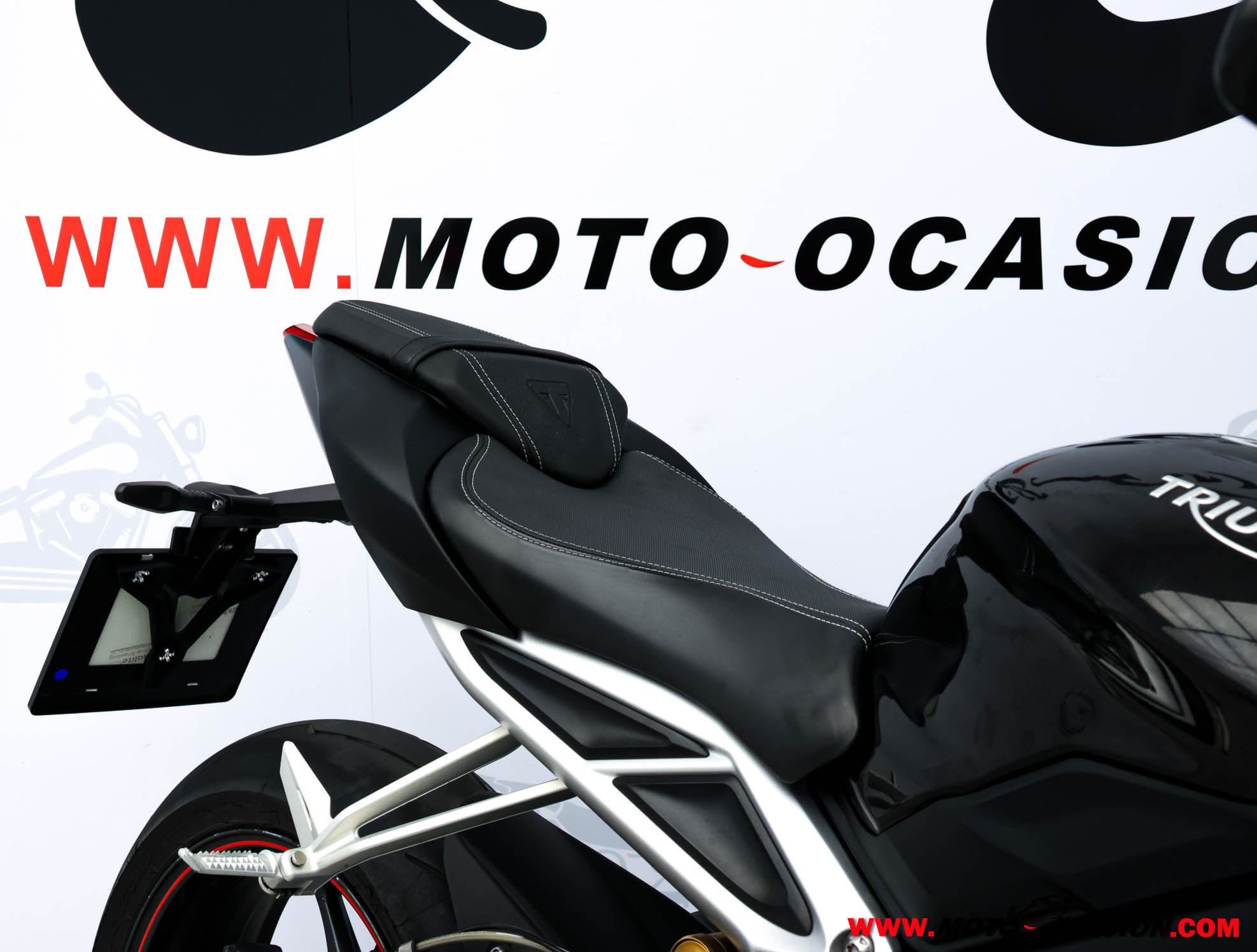 TRIUMPH STREET TRIPLE 765 RS