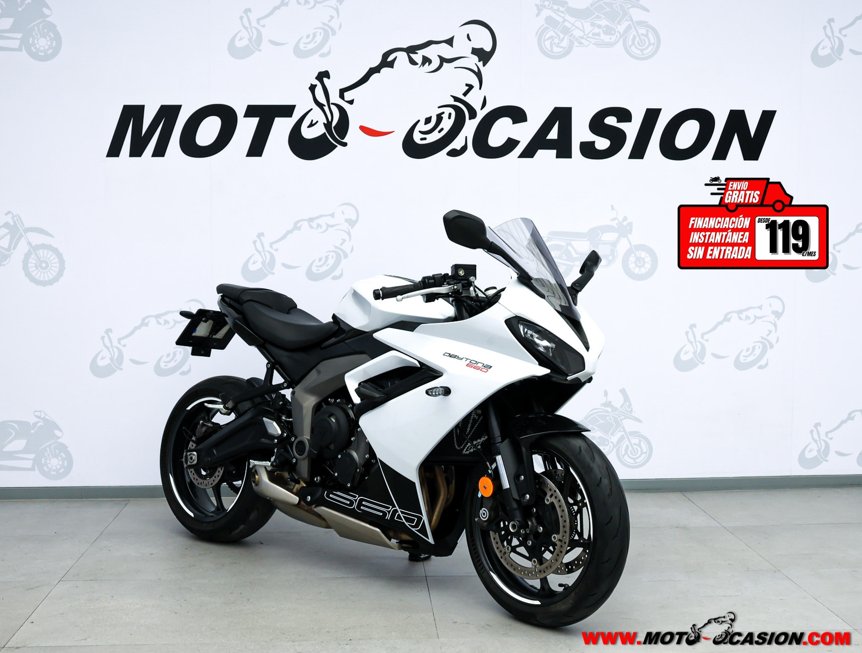 TRIUMPH STREET TRIPLE 765 RS (copia)