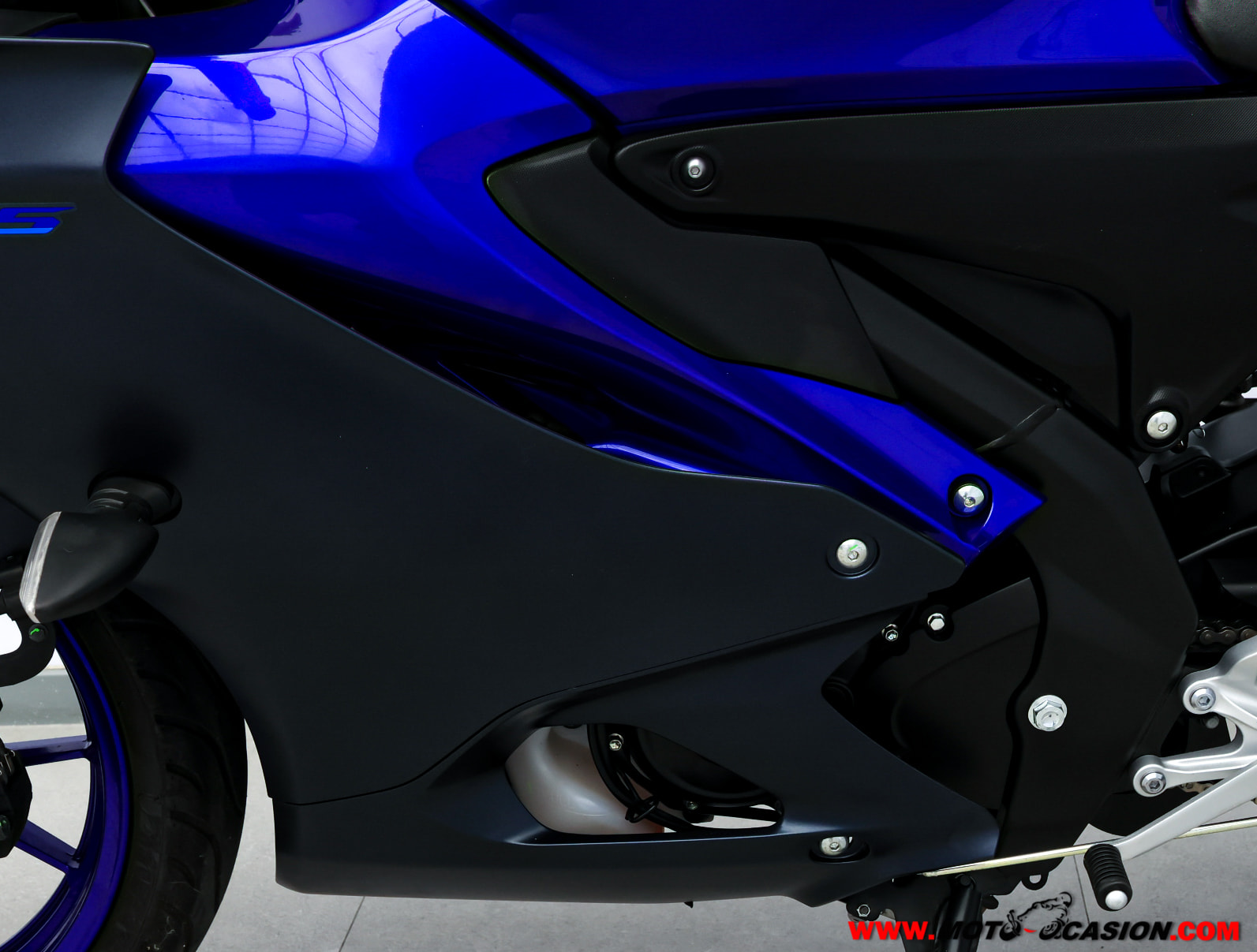 YAMAHA R 125 -APTA B Y A1-