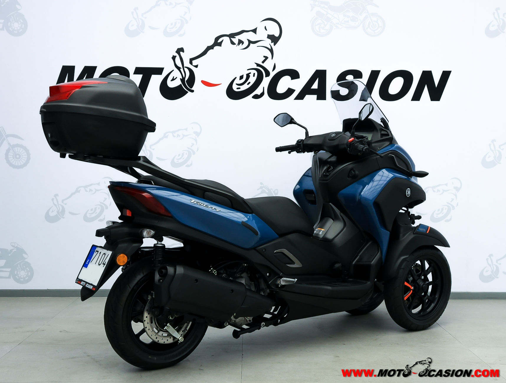 YAMAHA TRICITY 300 -APTA B Y A2- (copia)