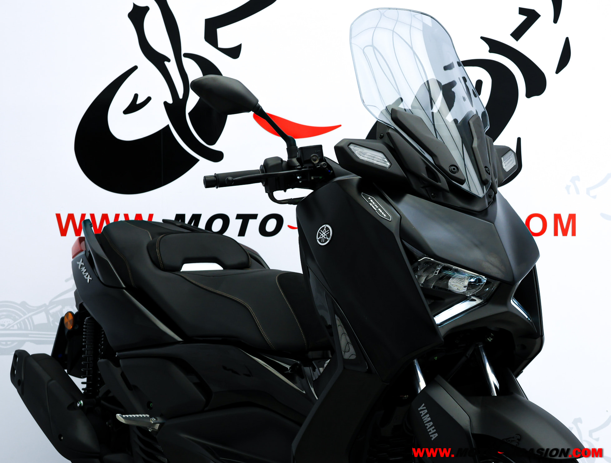 YAMAHA X-MAX 125 -APTA B Y A1- GARANTÍA OFICIAL (copia)