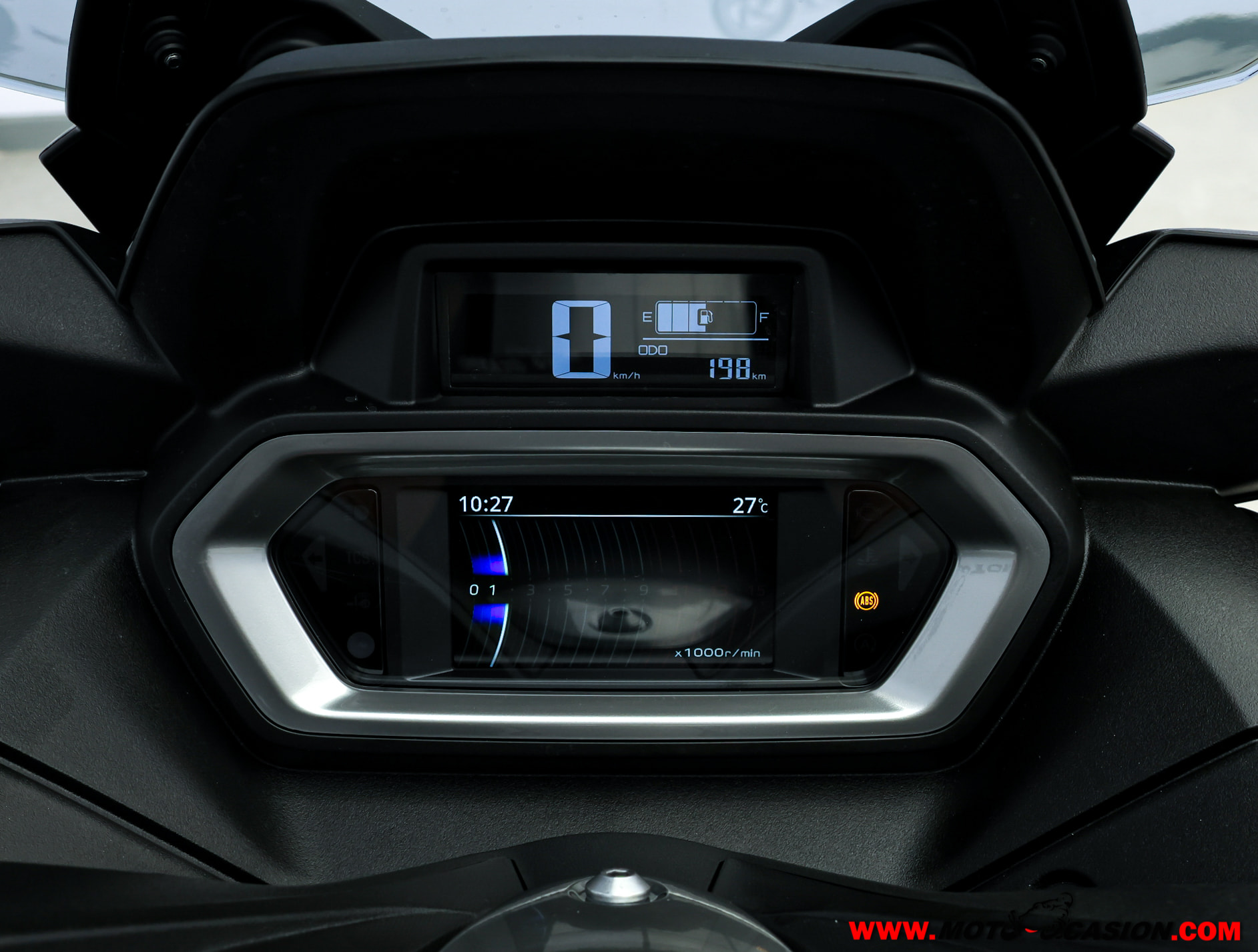 YAMAHA X-MAX 125 -APTA B Y A1- GARANTÍA OFICIAL (copia)