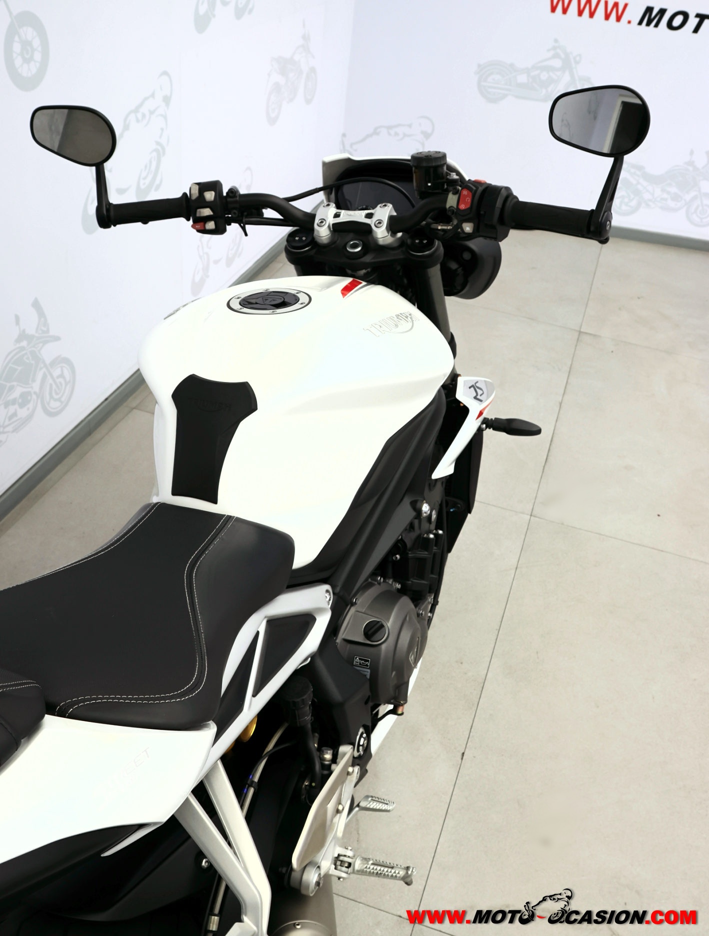 TRIUMPH STREET TRIPLE 765 RS