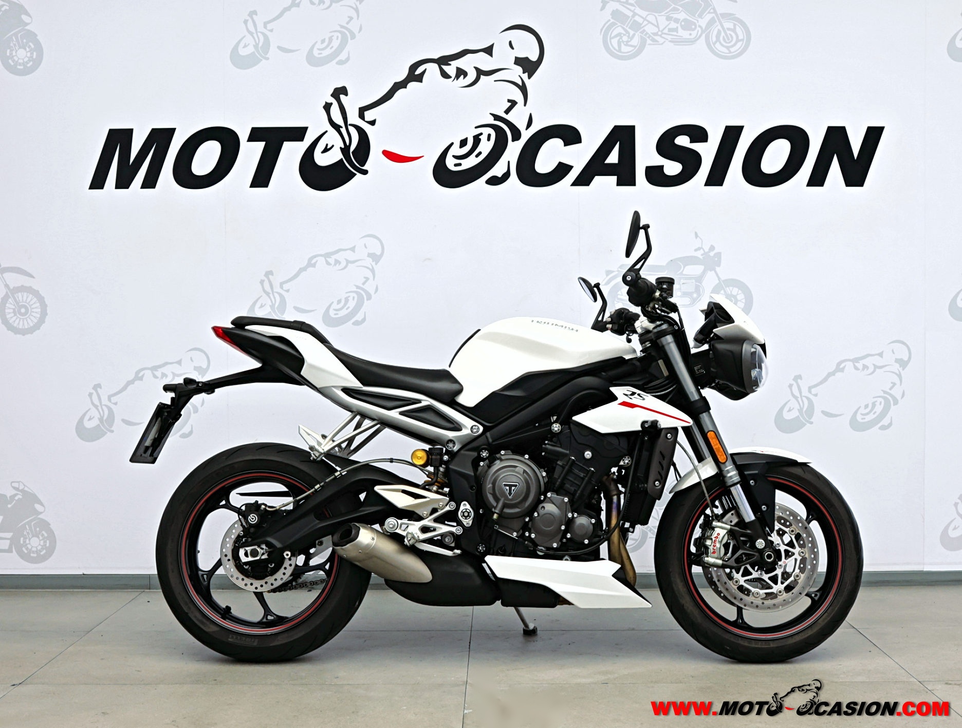 TRIUMPH STREET TRIPLE 765 RS