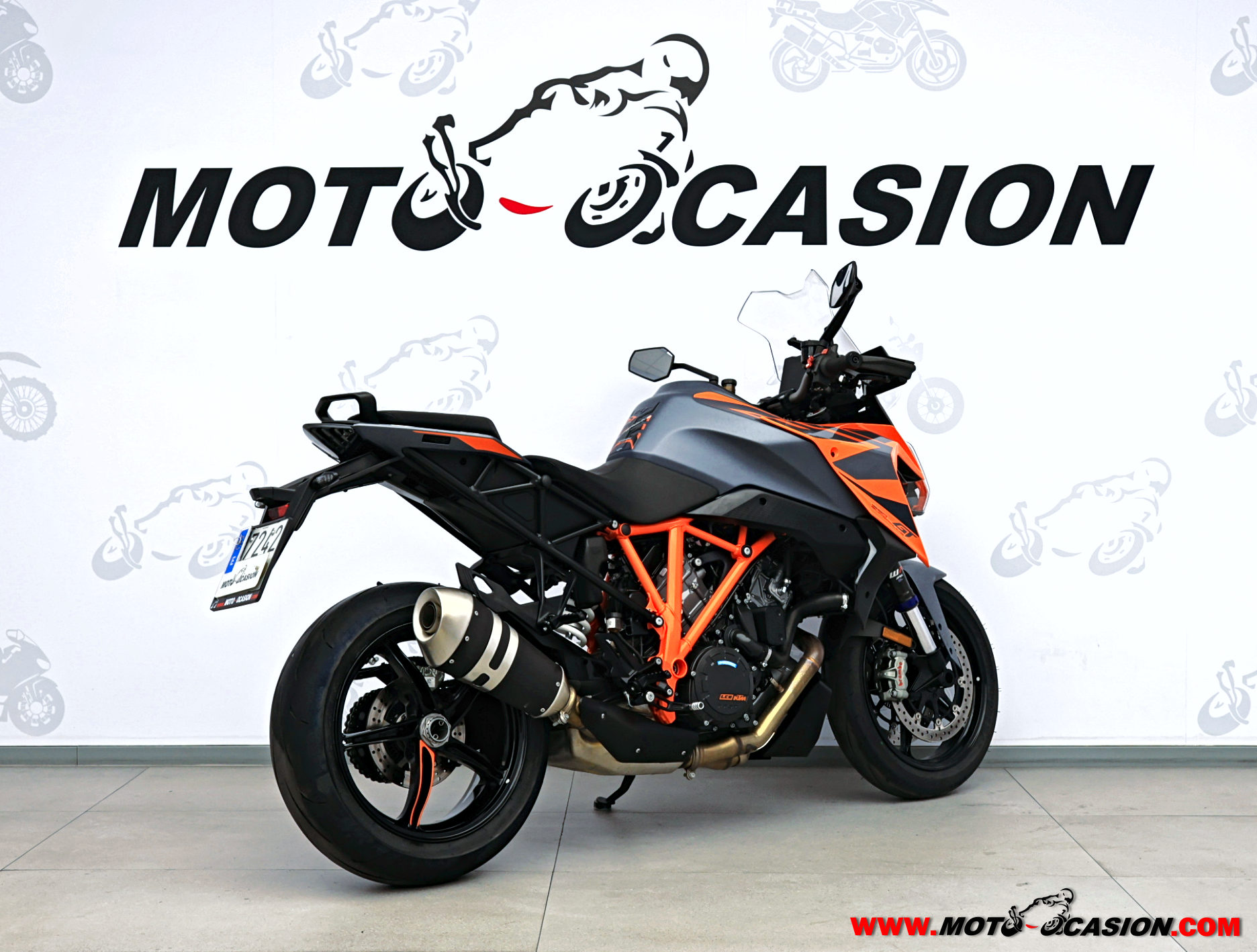 KTM 1290 SUPER DUKE GT (copia)