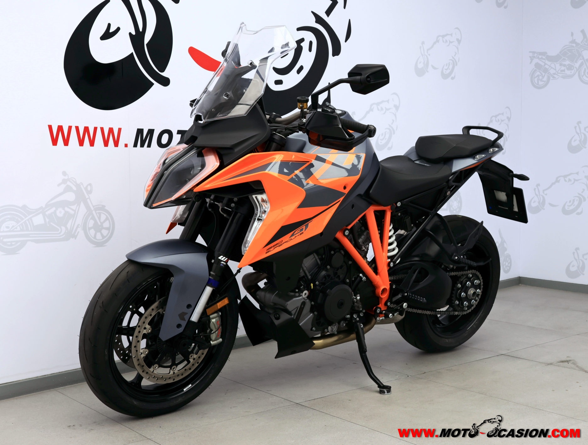 KTM 1290 SUPER DUKE GT (copia)