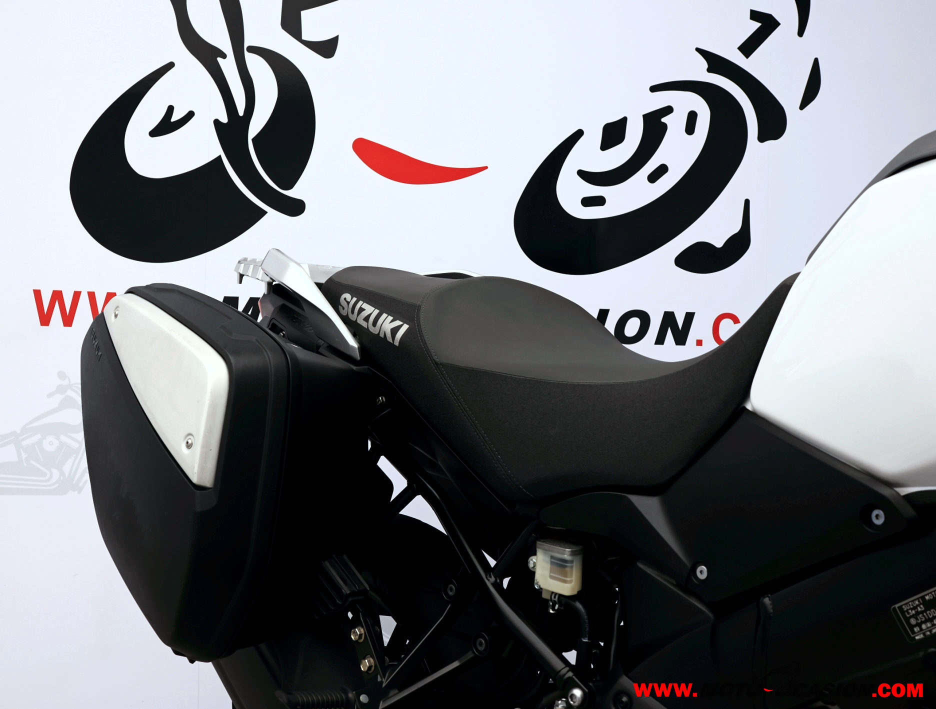 SUZUKI V-STROM 1000