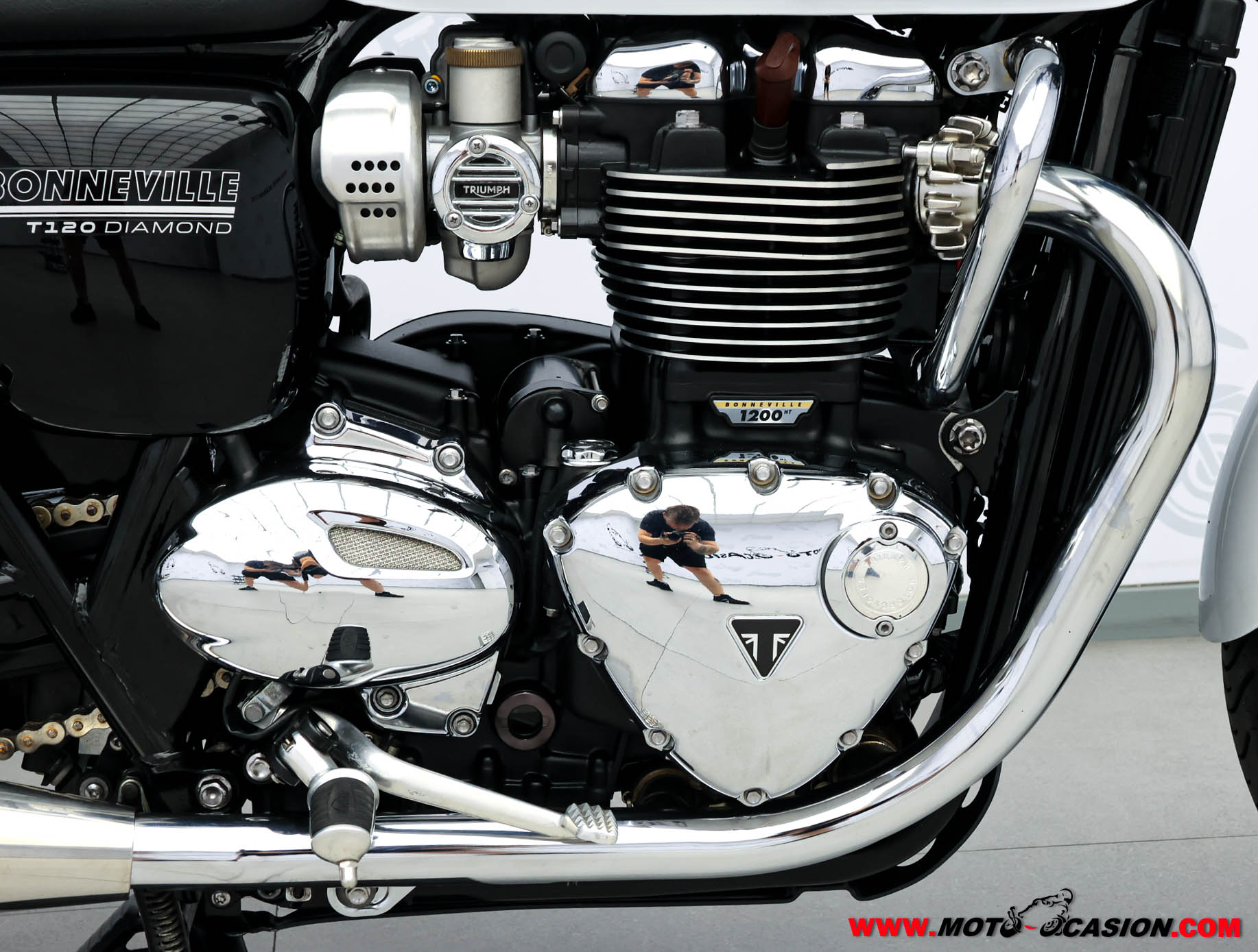 TRIUMPH BONNEVILLE T120 BLACK ¿A2? (copia)