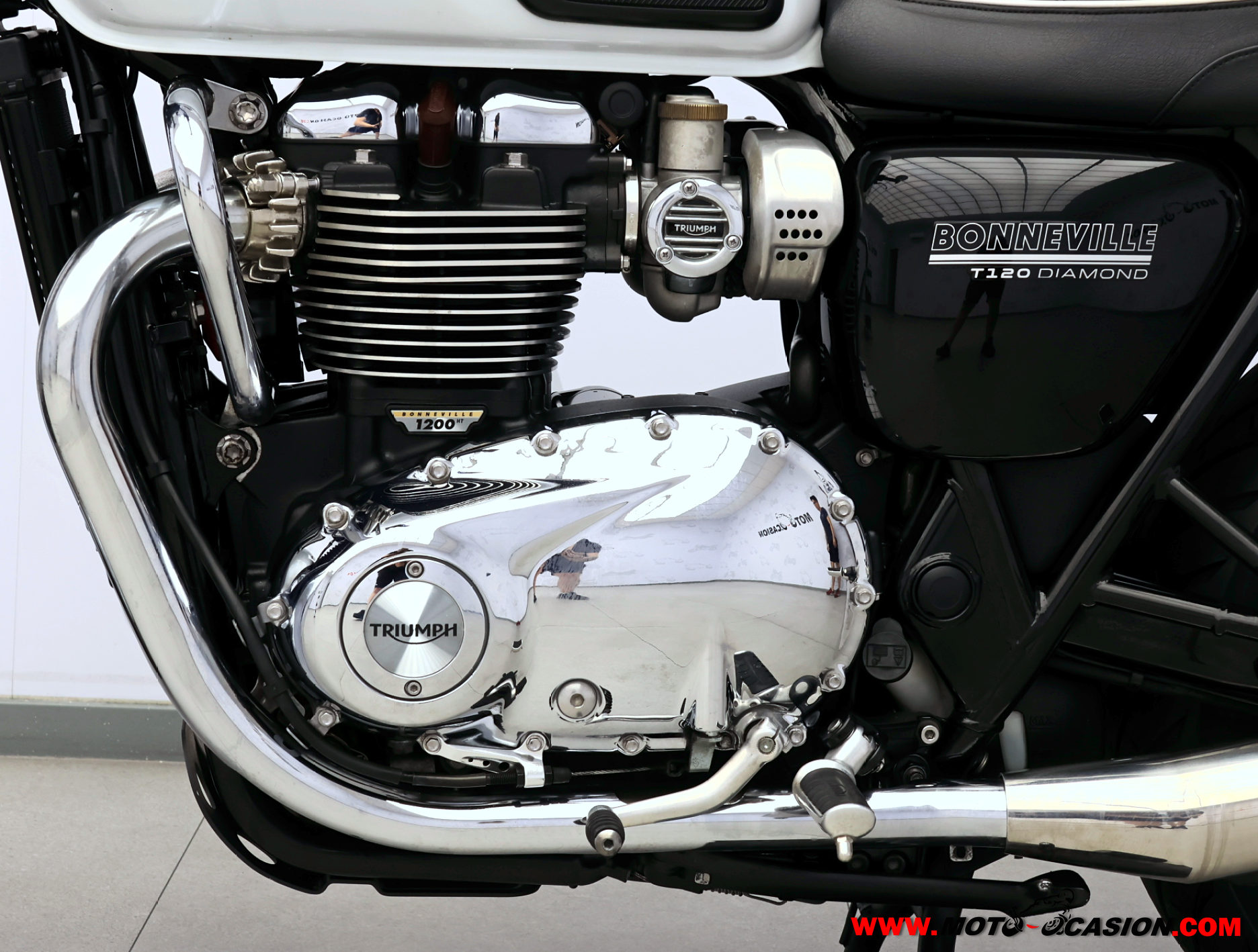 TRIUMPH BONNEVILLE T120 DIAMOND ¿A2?