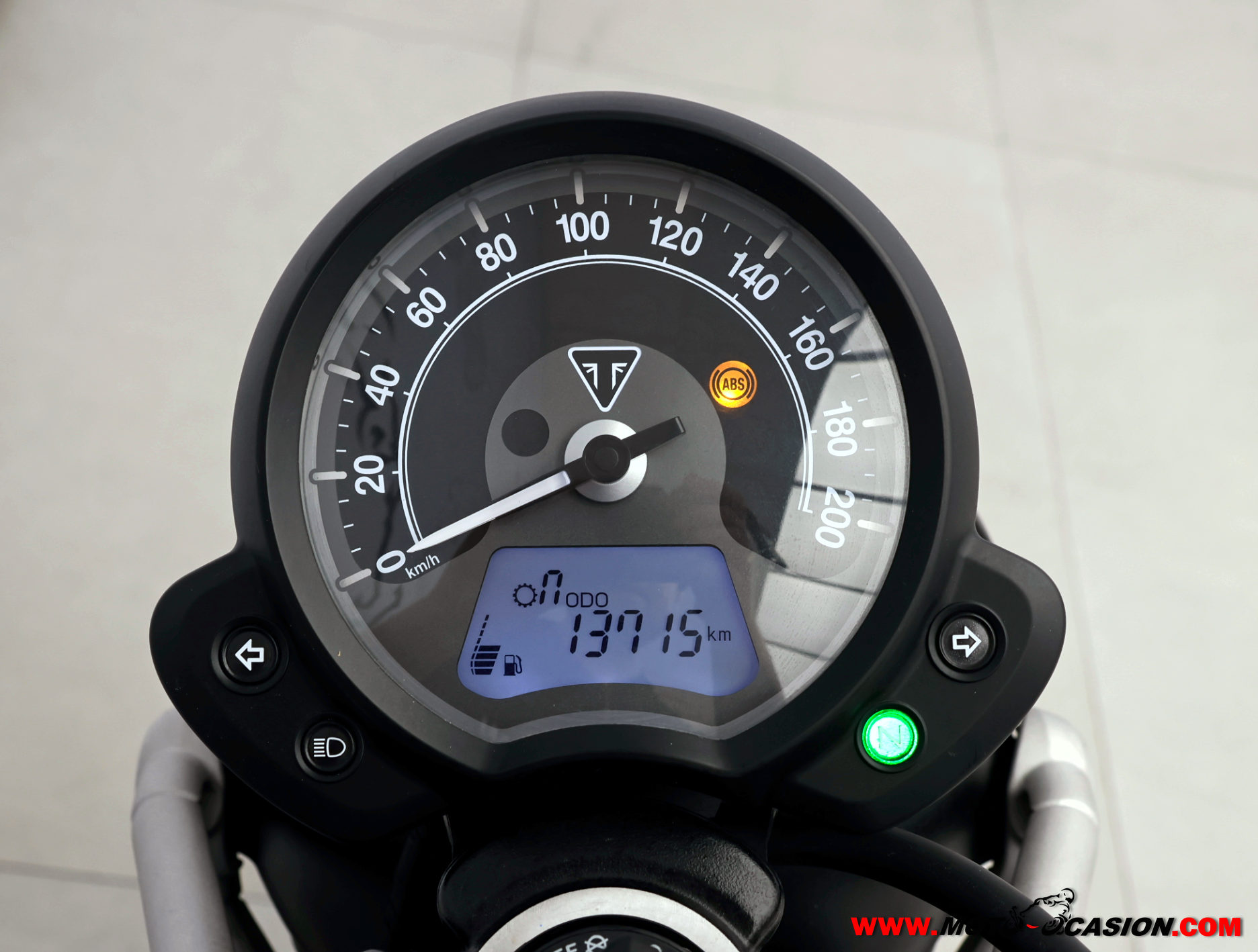 TRIUMPH STREET SCRAMBLER ¿A2?