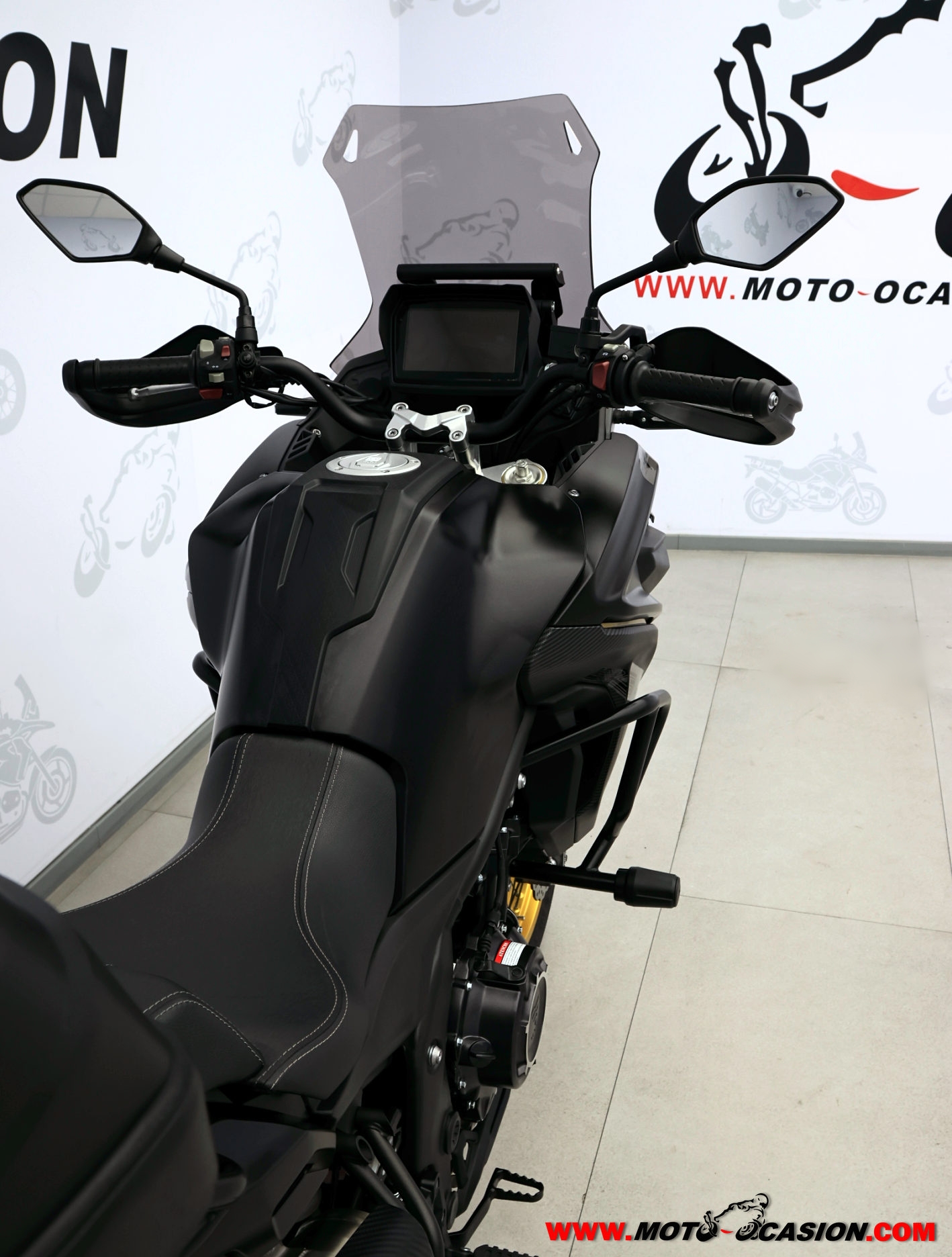 VOGE 525 DSX BLACK KNIGHT -APTA A2- GARANTÍA OFICIAL