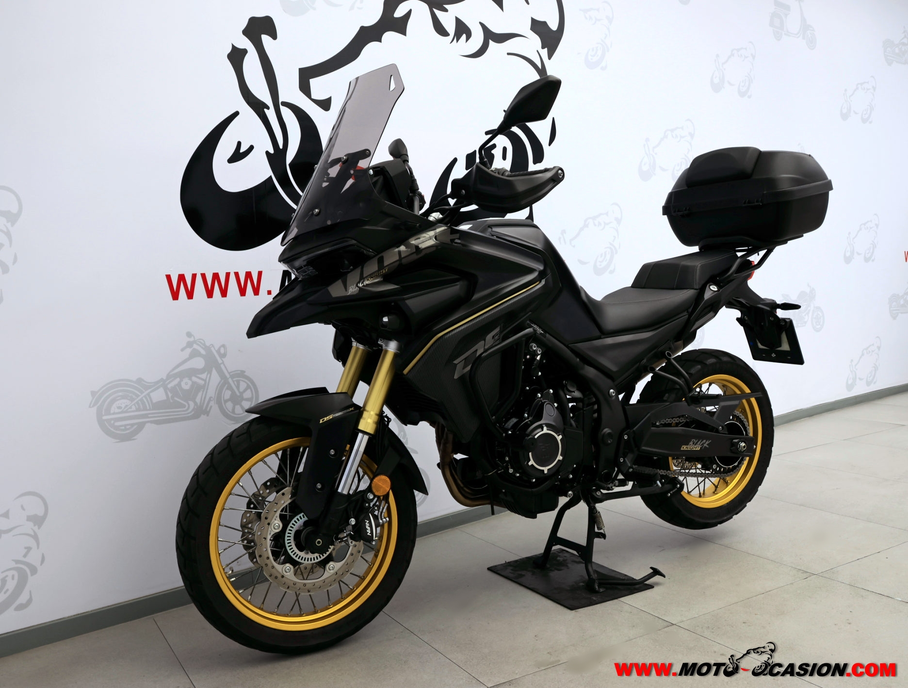 VOGE 525 DSX BLACK KNIGHT -APTA A2- GARANTÍA OFICIAL
