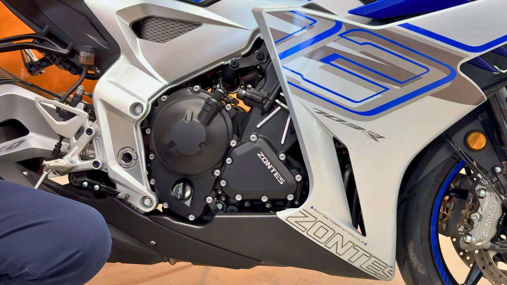 Review Zontes 703 RR. Prueba, opinión real y Ficha técnica.