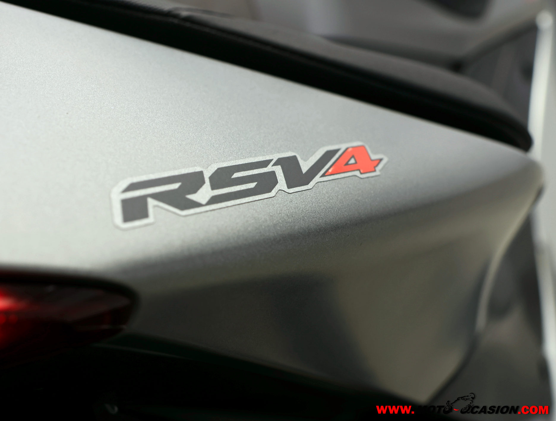 APRILIA RSV4