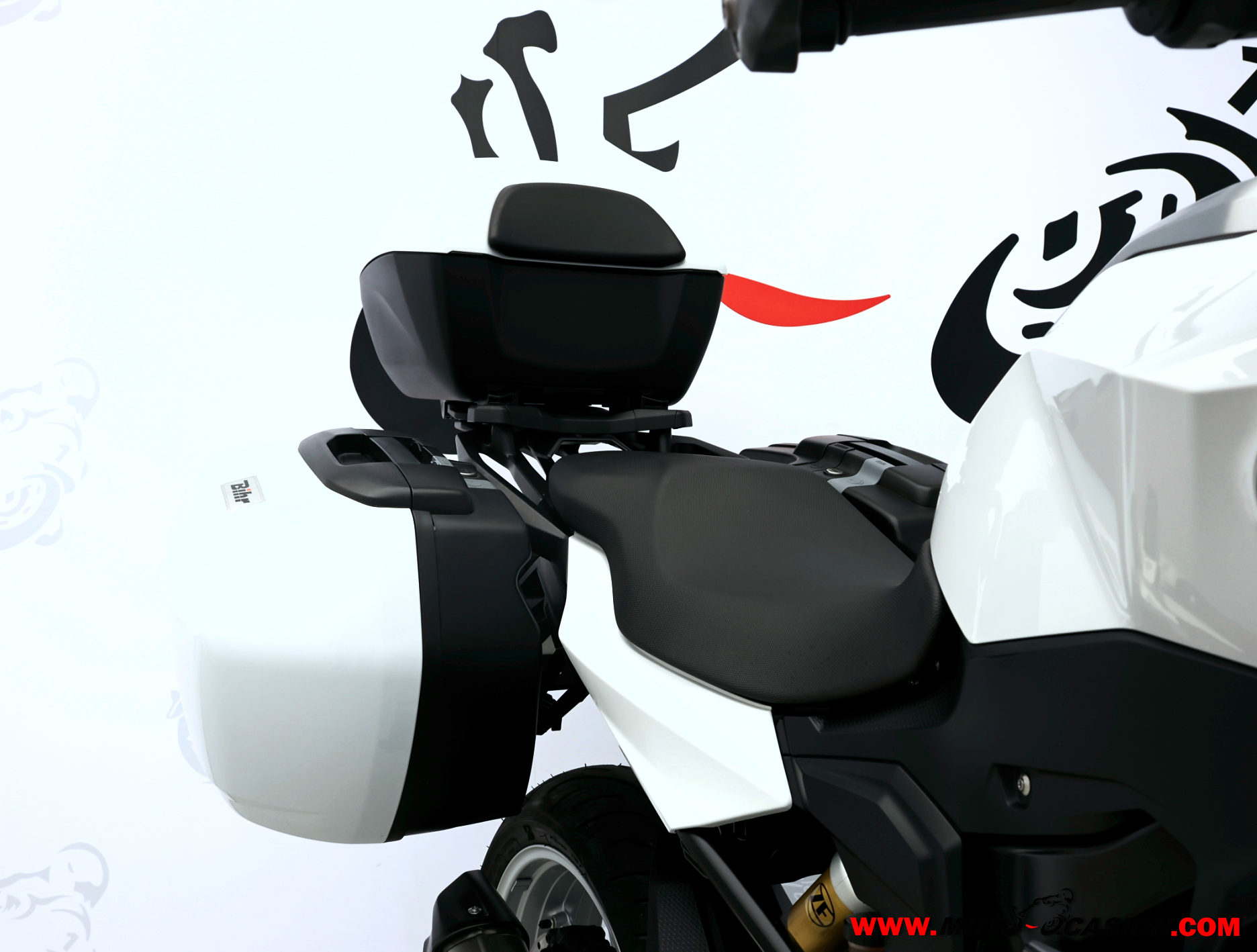 BMW F 900 XR