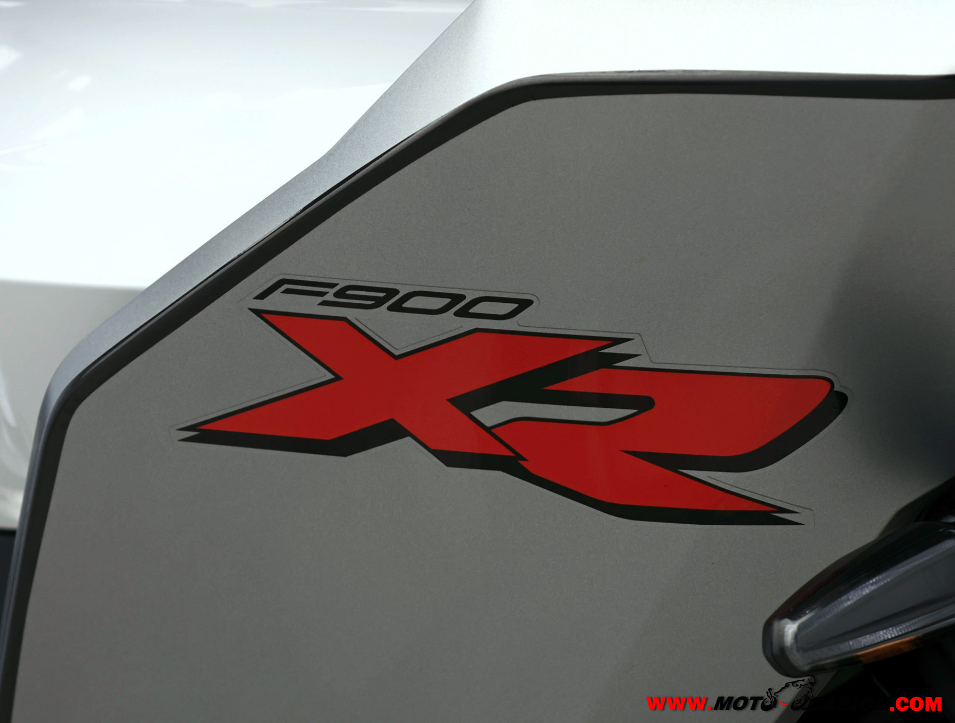 BMW F 900 XR