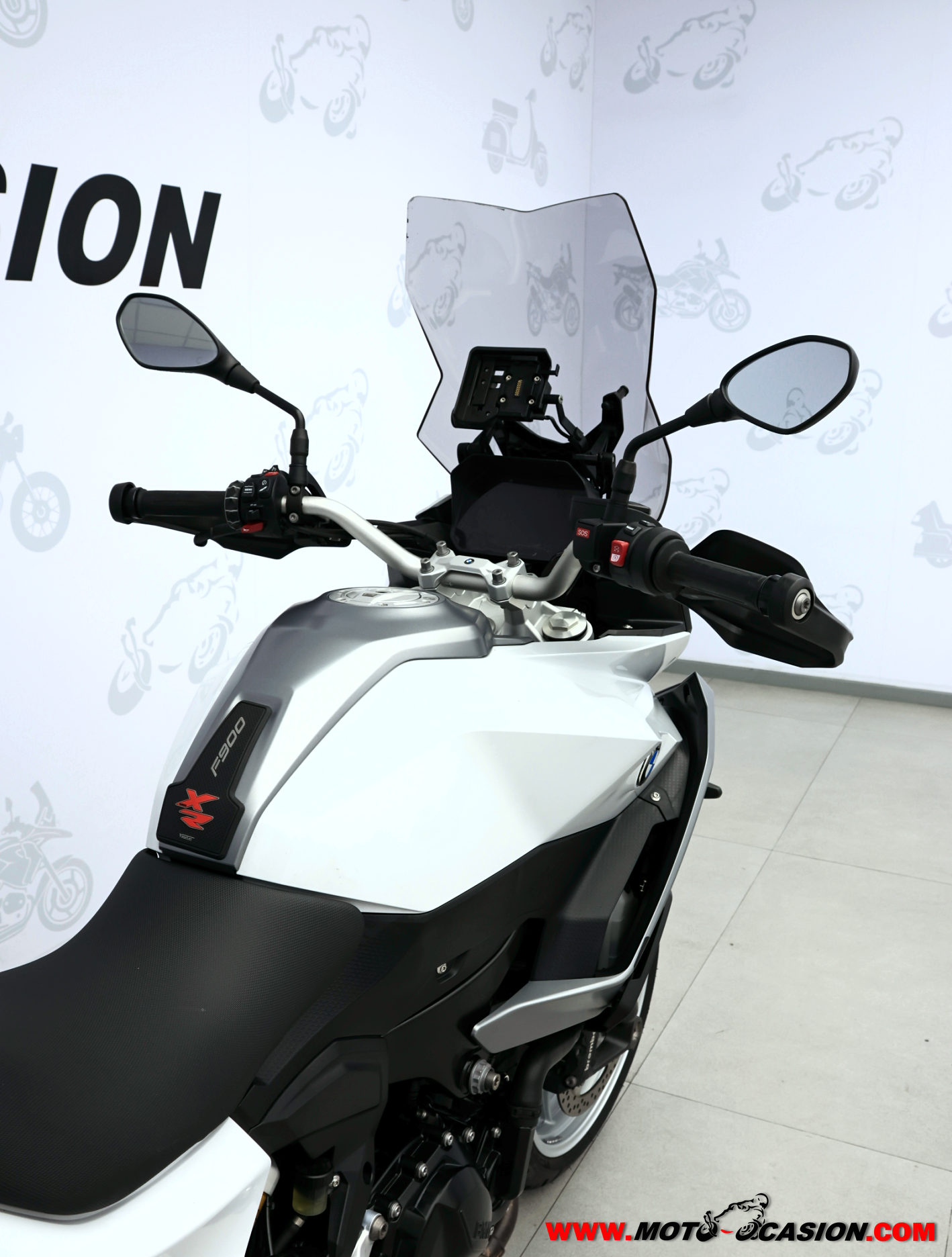 BMW F 900 XR