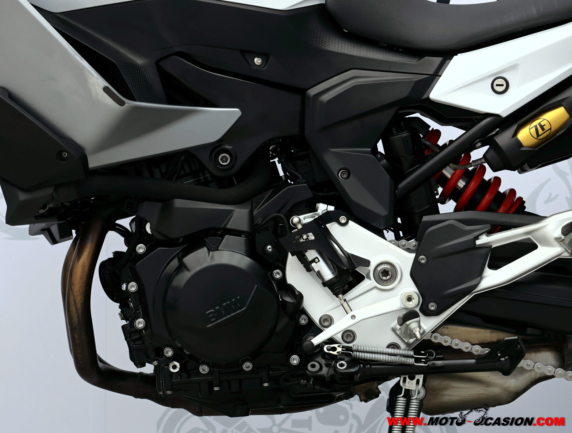 BMW F 900 XR