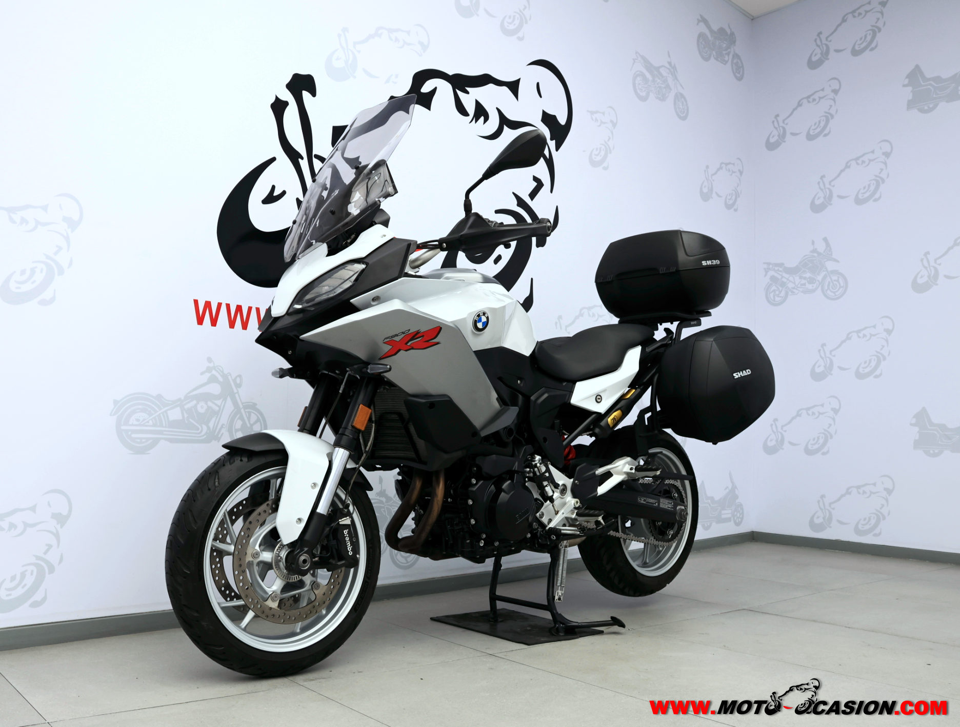 BMW F 900 XR