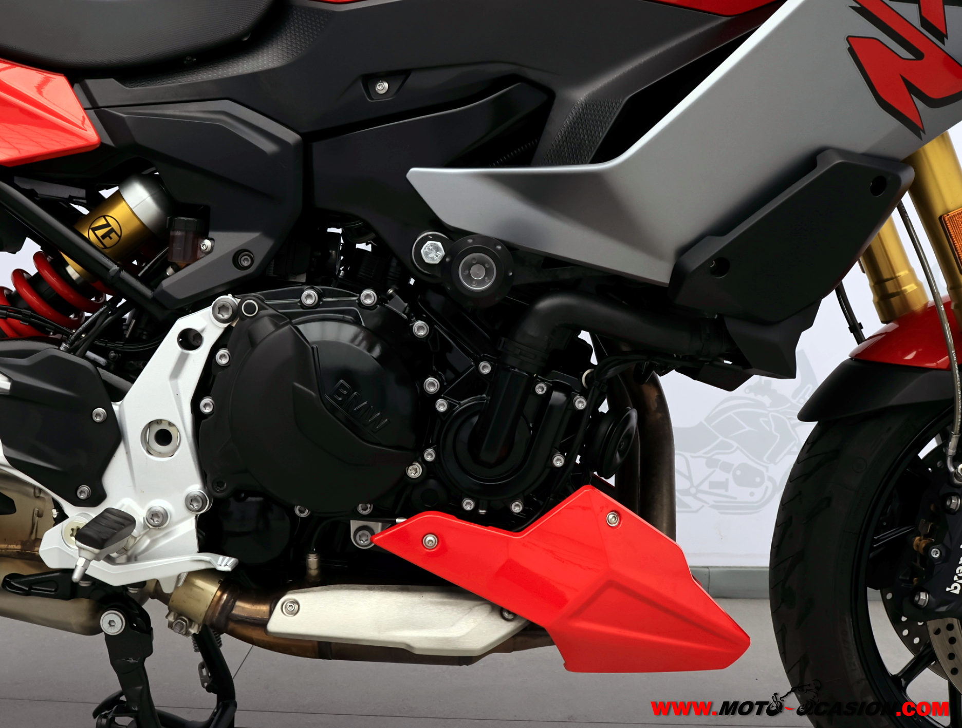 BMW F 900 XR (copia)