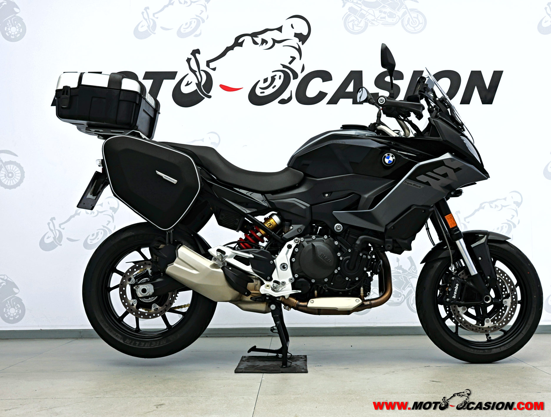 BMW F 900 XR TRIPLE BLACK -A2- (copia)