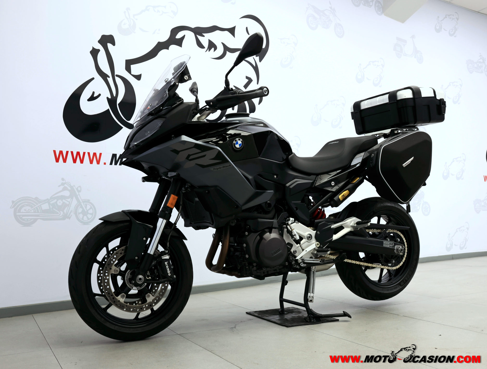 BMW F 900 XR TRIPLE BLACK -A2- GARNT
