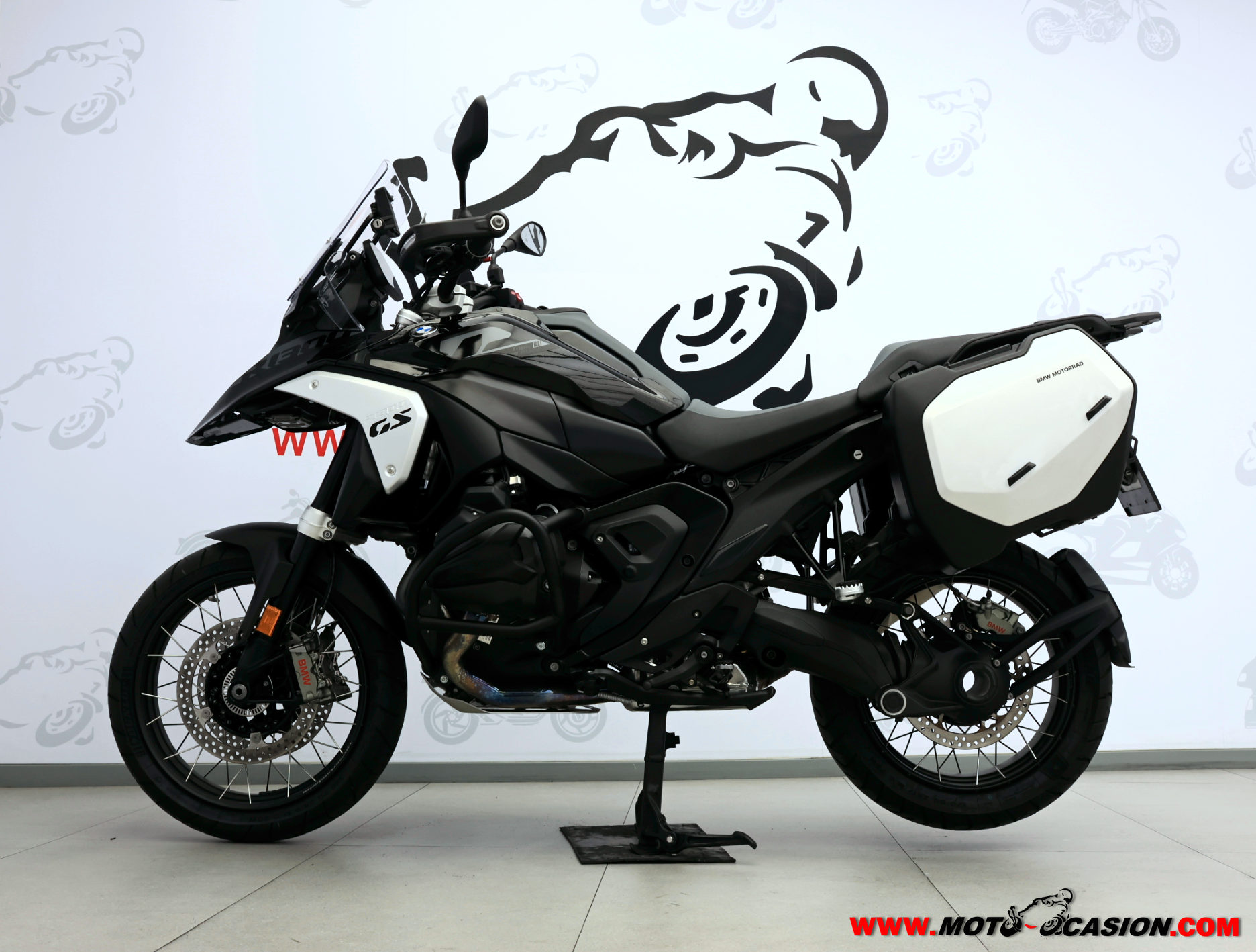 BMW R 1300 GS TRIPLE BLACK