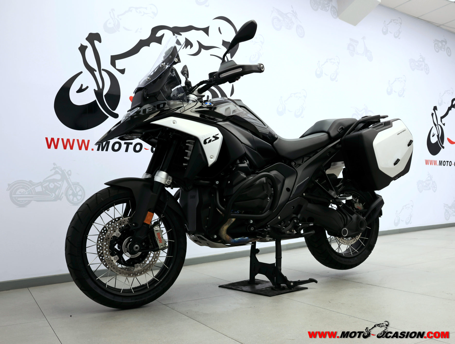 BMW R 1300 GS TRIPLE BLACK