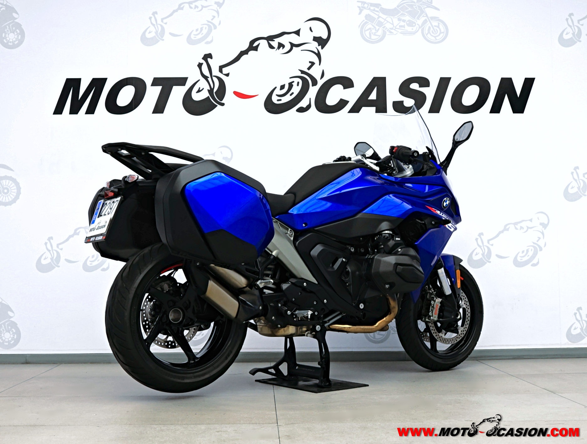 BMW R 1300 RS TRIPLE BLACK -GARANTÍA OFICIAL- (copia)