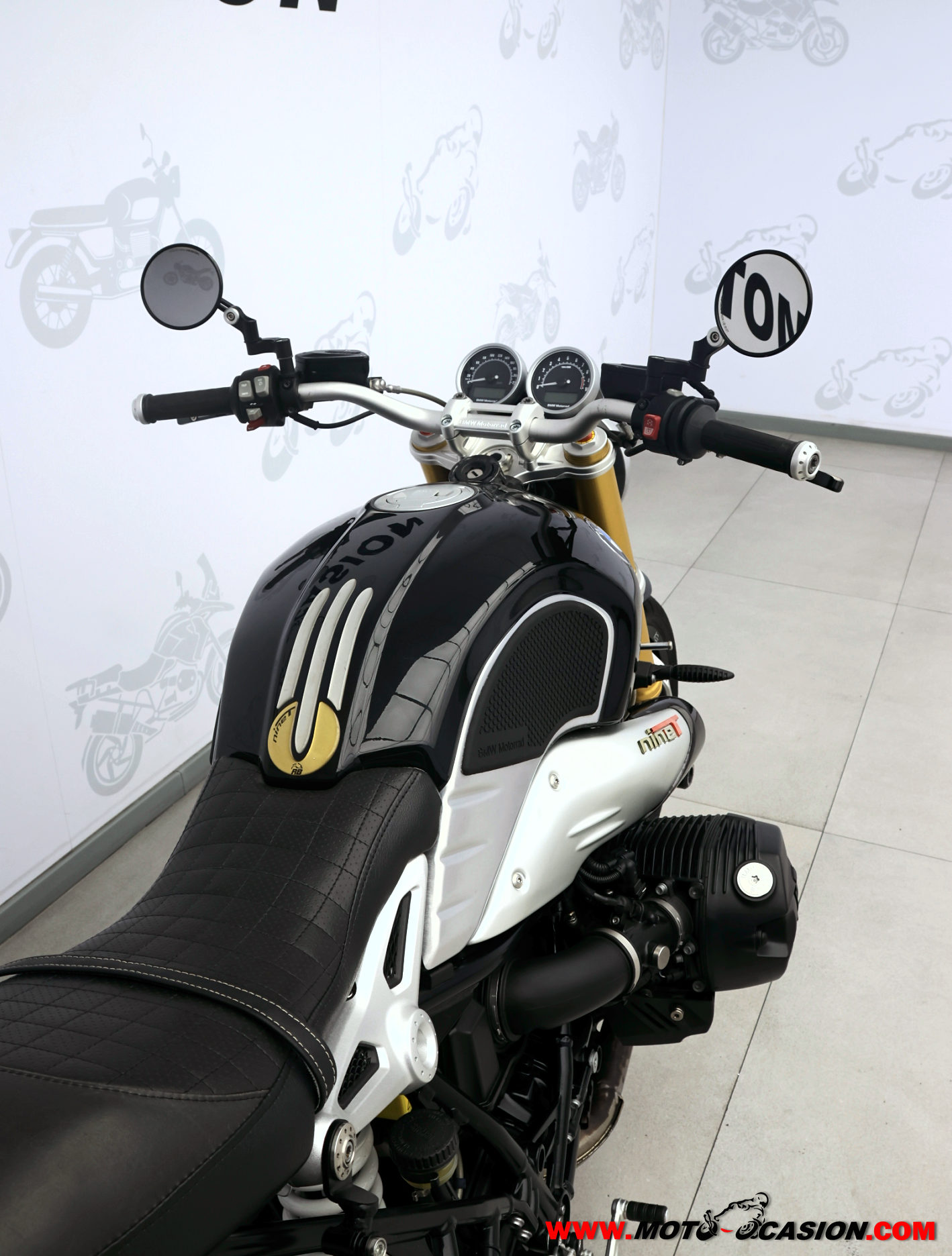 BMW R NINE T