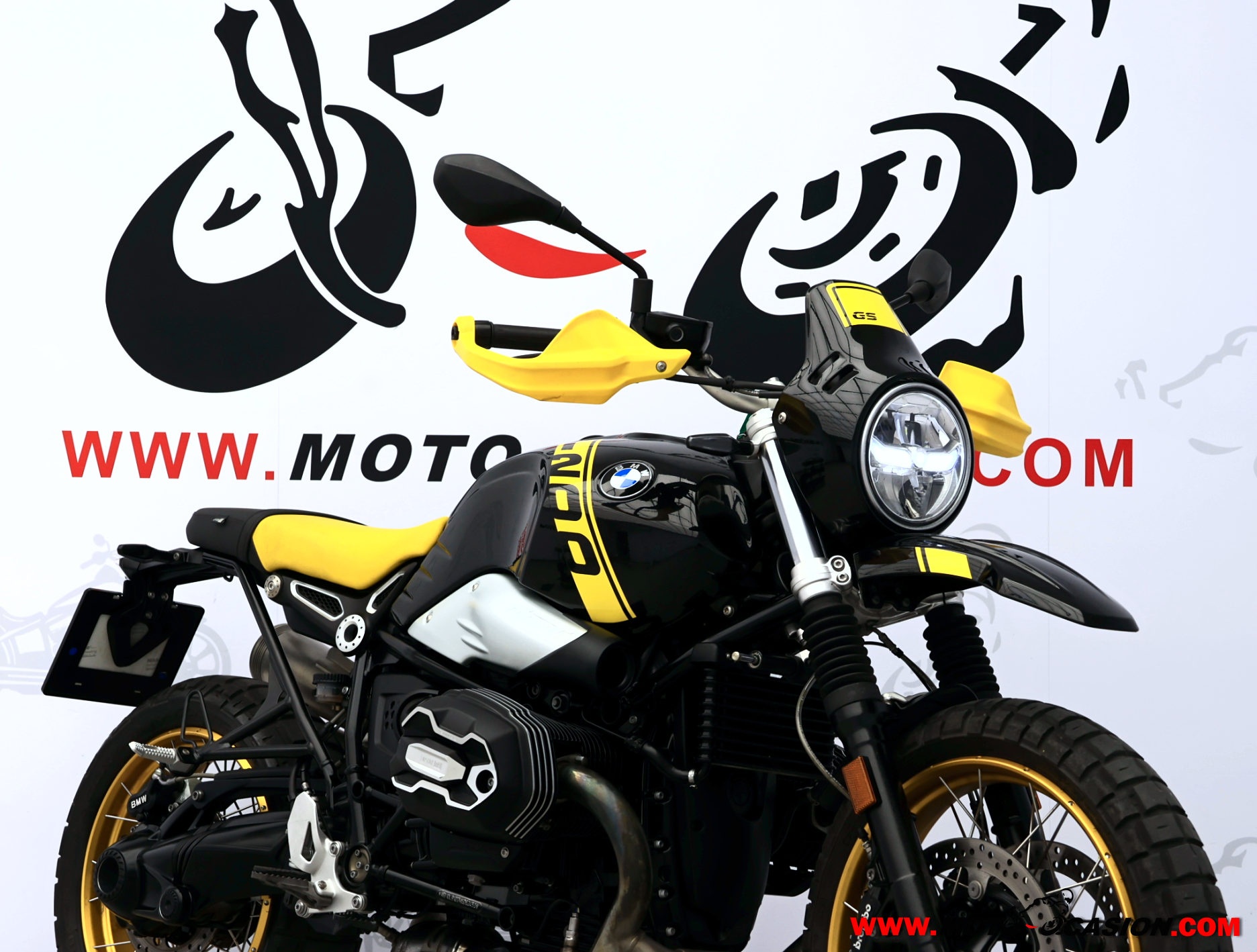 BMW R NINE T RACER (copia)