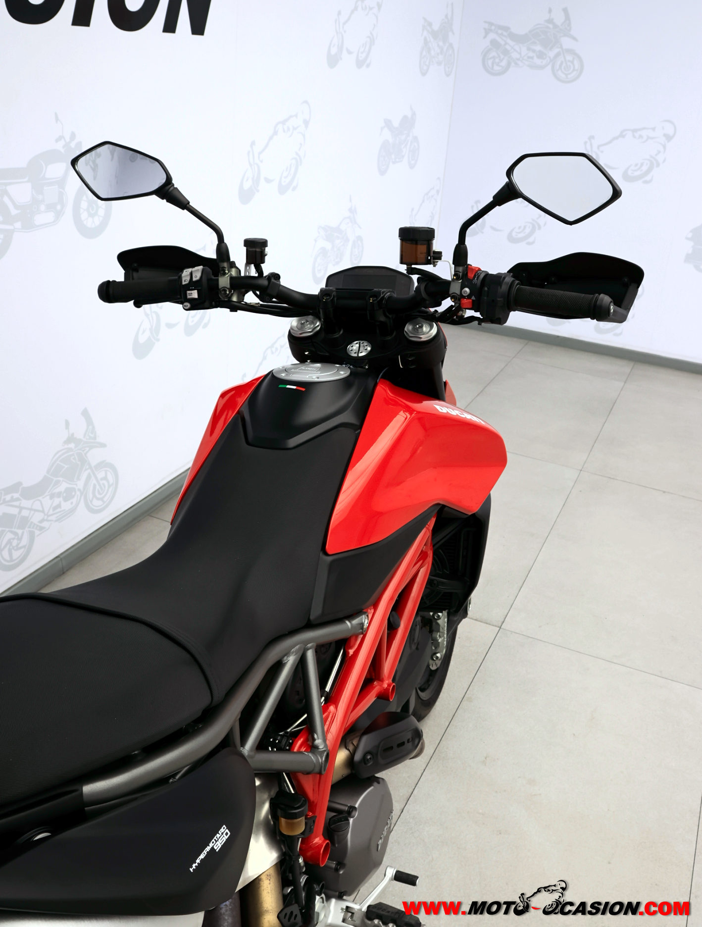 DUCATI HYPERMOTARD 950