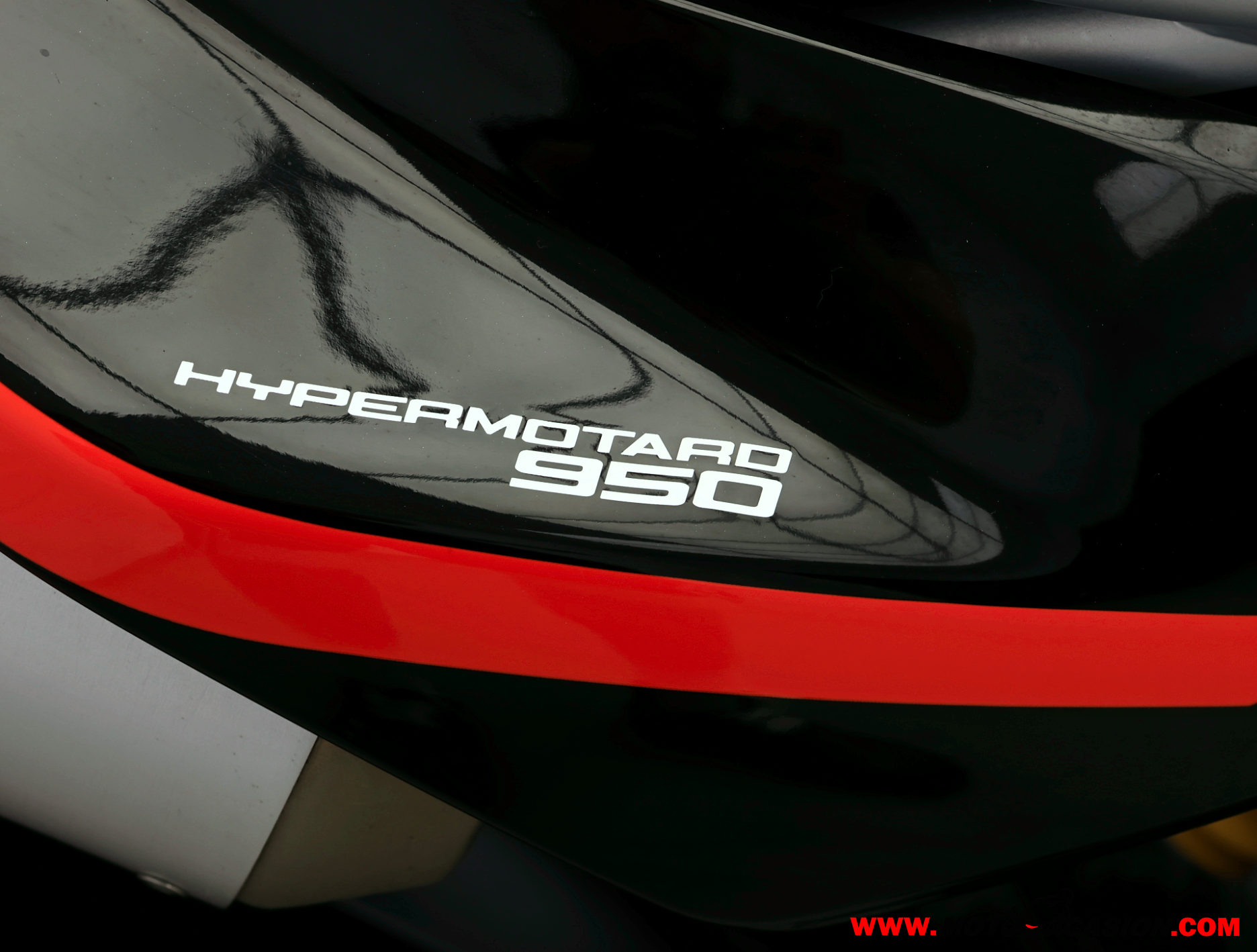 DUCATI HYPERMOTARD 950 -A2-