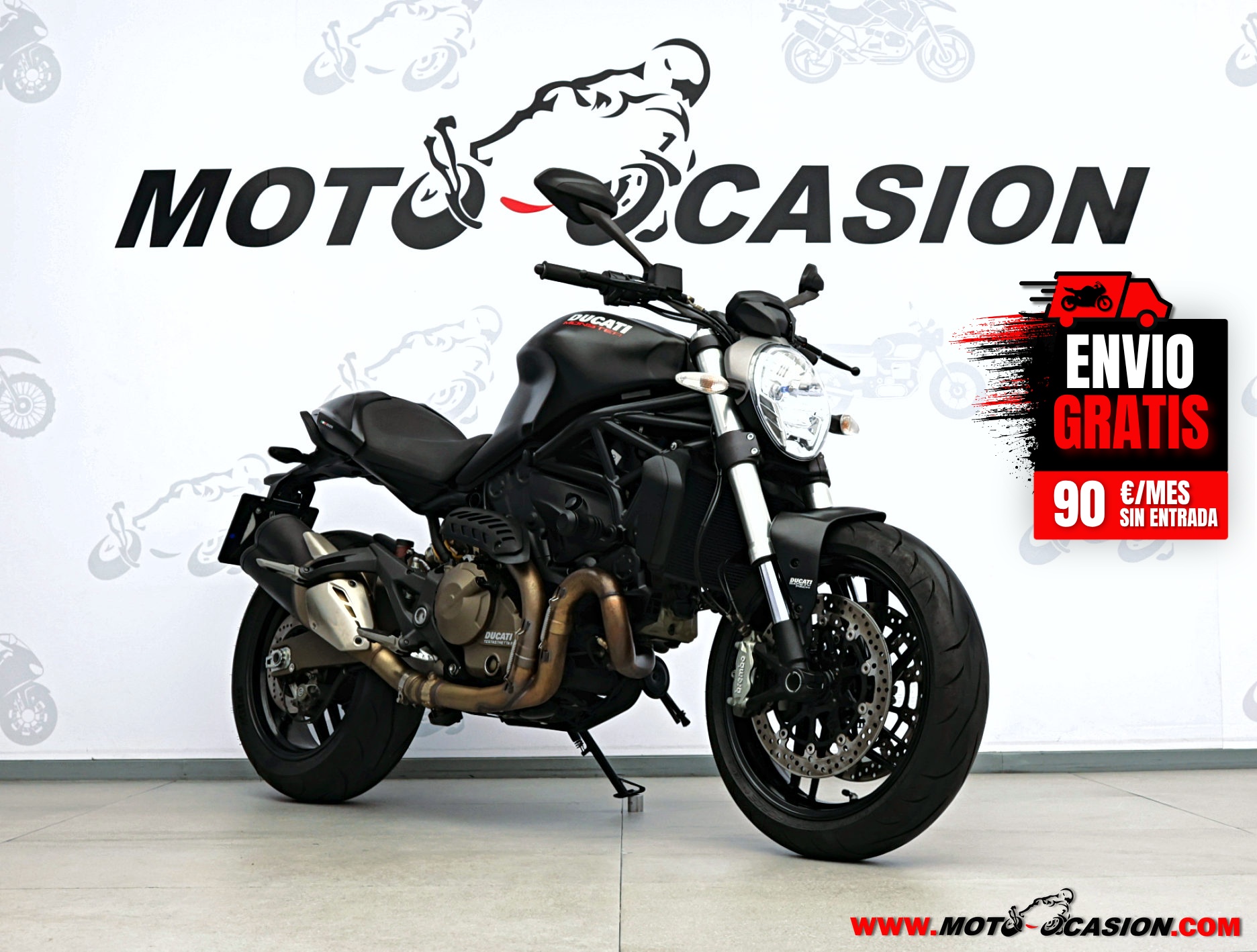 DUCATI MONSTER 821 DARK (copia)