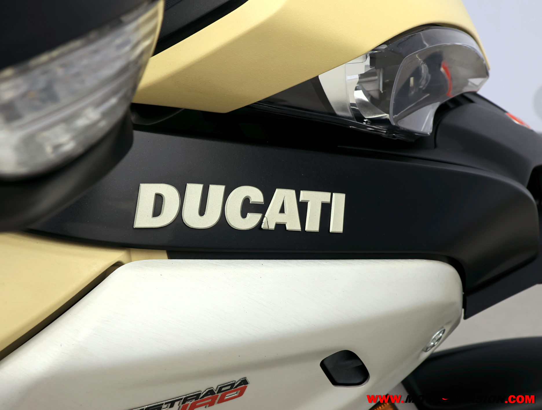 DUCATI MULTISTRADA 1260 S (copia)