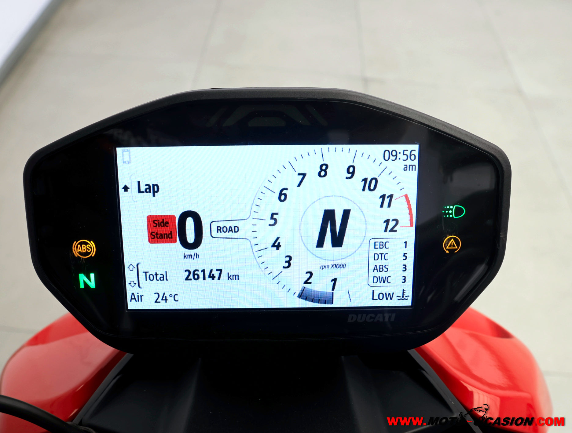 DUCATI STREETFIGHTER V2