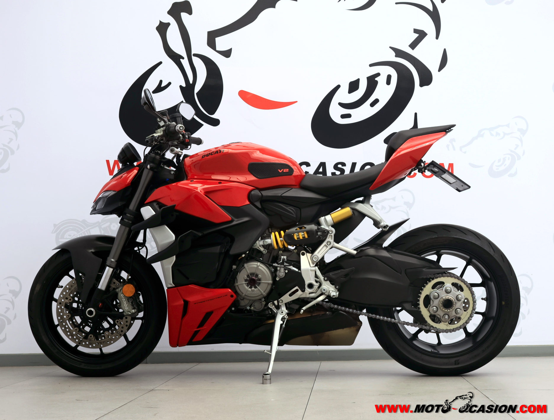 DUCATI STREETFIGHTER V2
